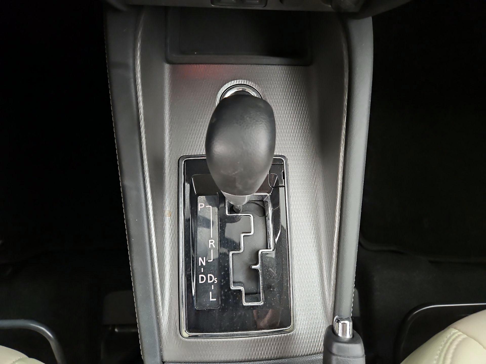 Thumbnail: 2020 Mitsubishi Outlander Sport - 16