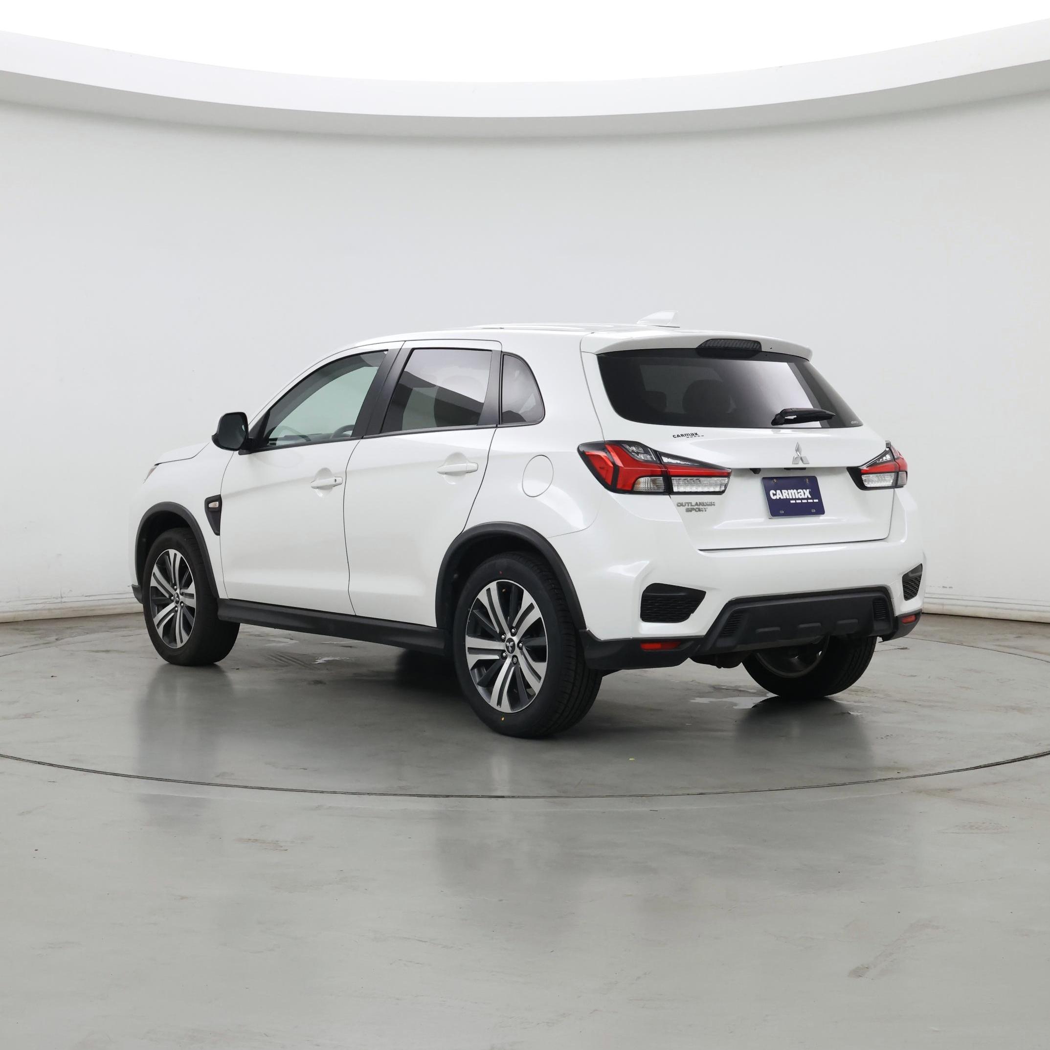 Thumbnail: 2020 Mitsubishi Outlander Sport - 2