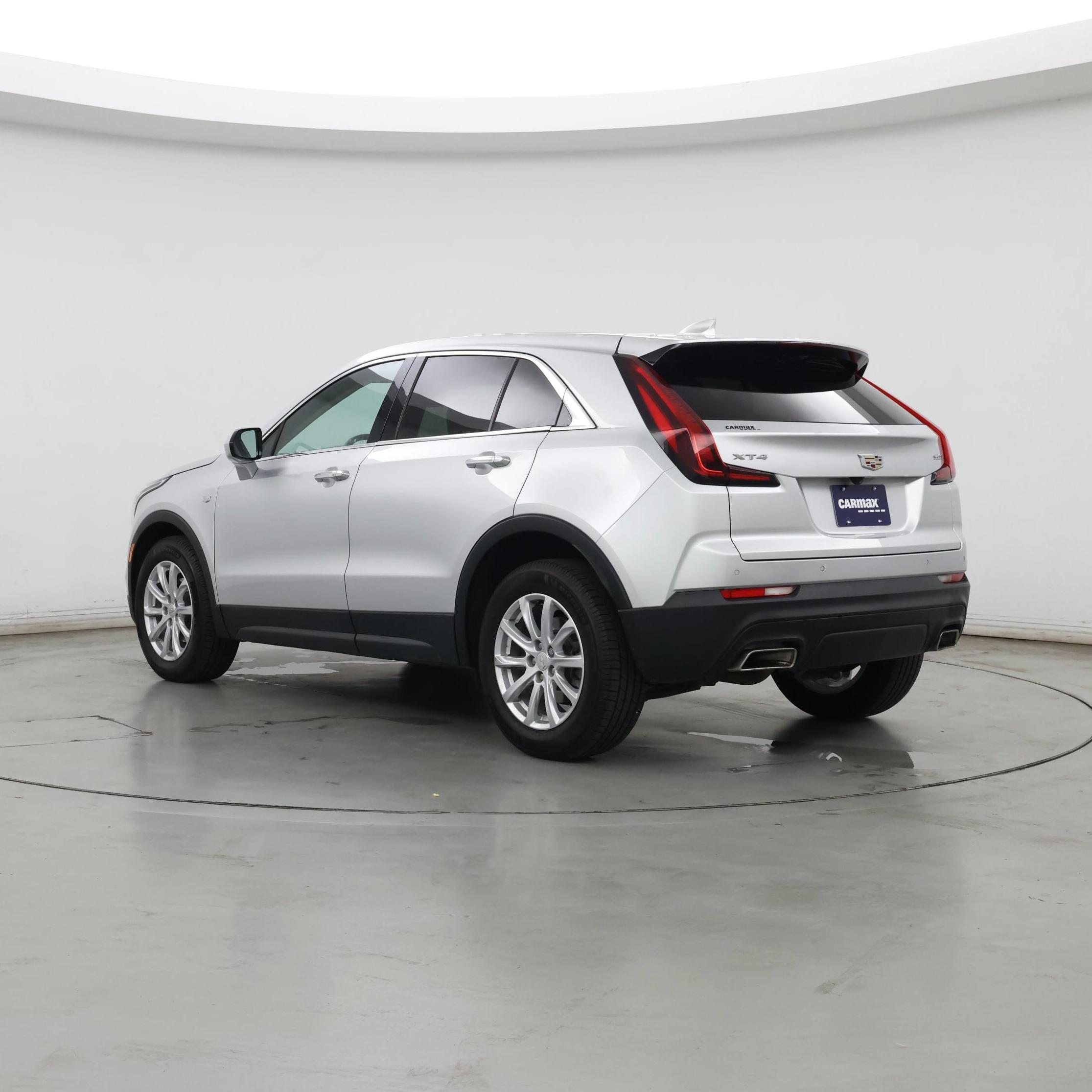 Thumbnail: 2022 Cadillac XT4 - 2