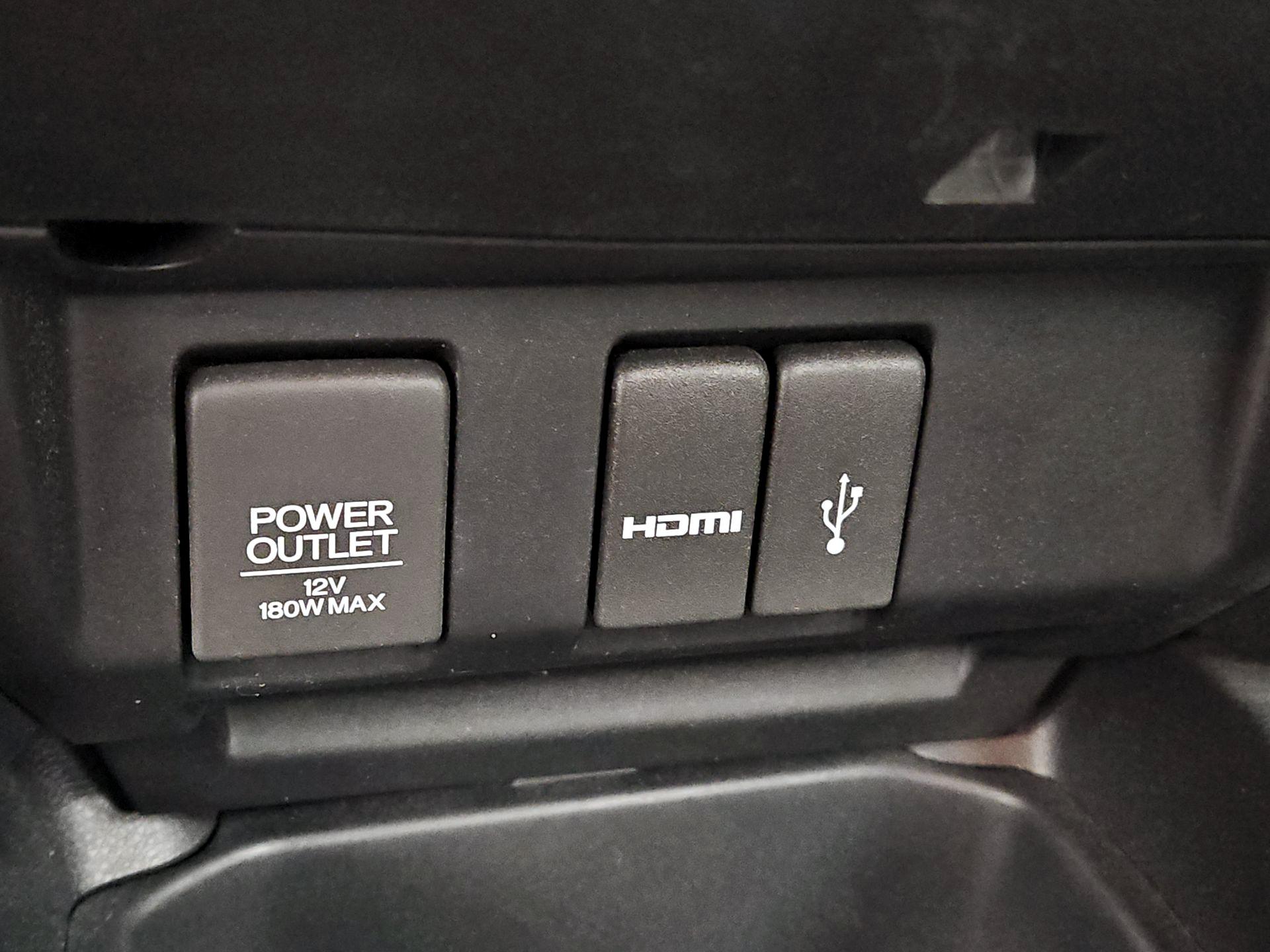 Thumbnail: 2015 Honda Fit - 18