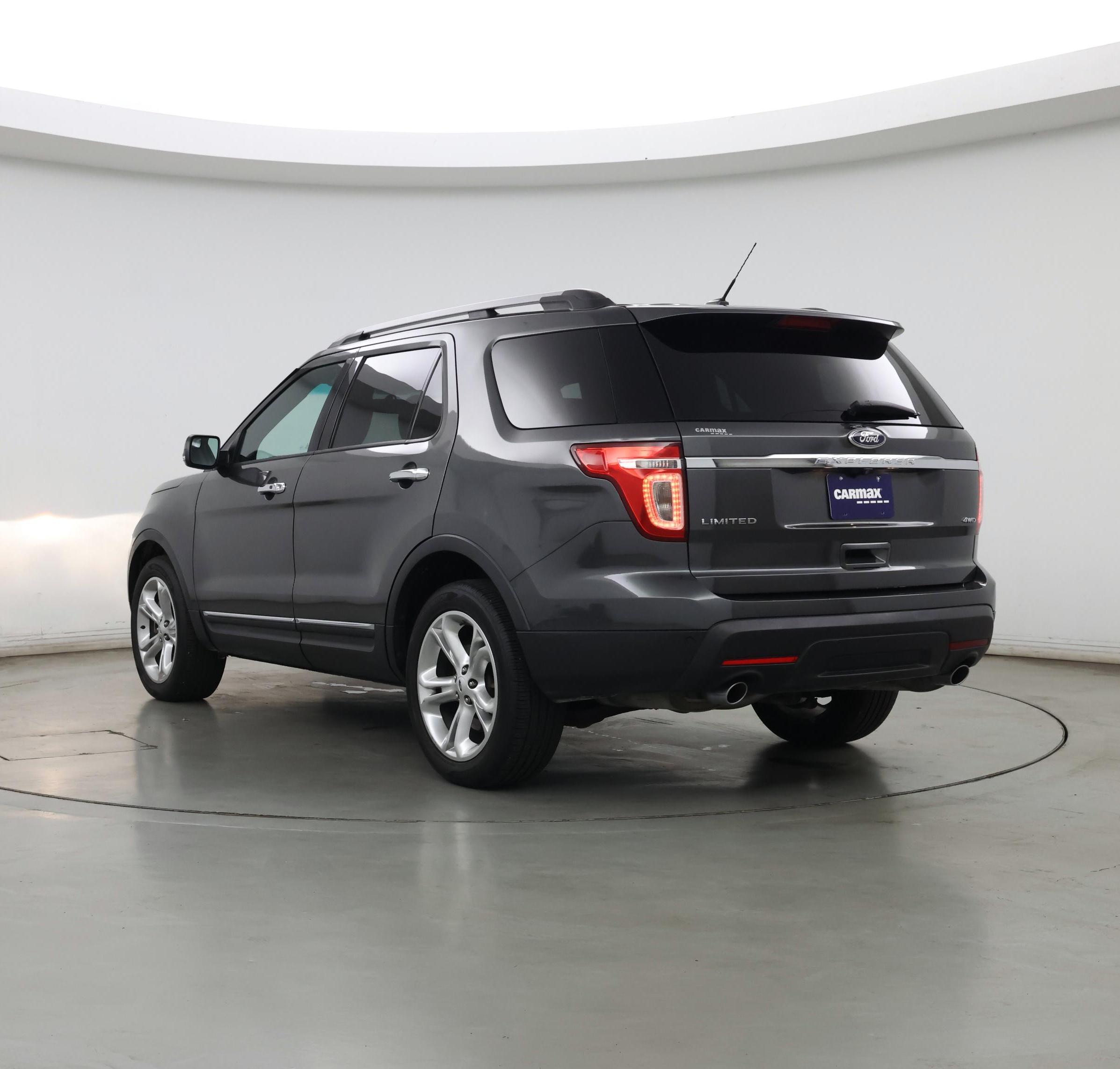Thumbnail: 2015 Ford Explorer - 2