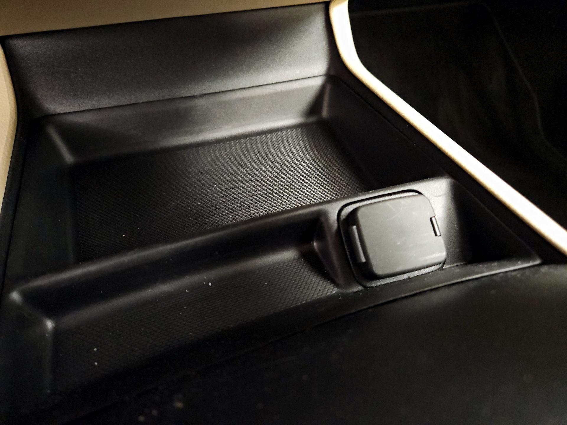 Thumbnail: 2014 Ford Fusion - 17
