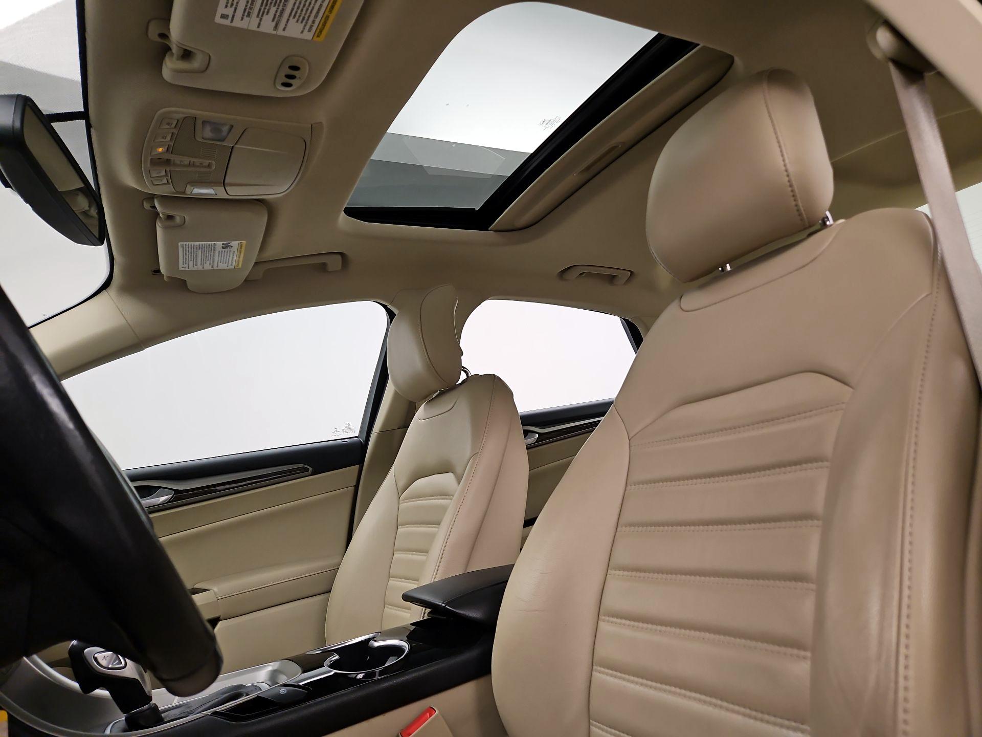Thumbnail: 2014 Ford Fusion - 18
