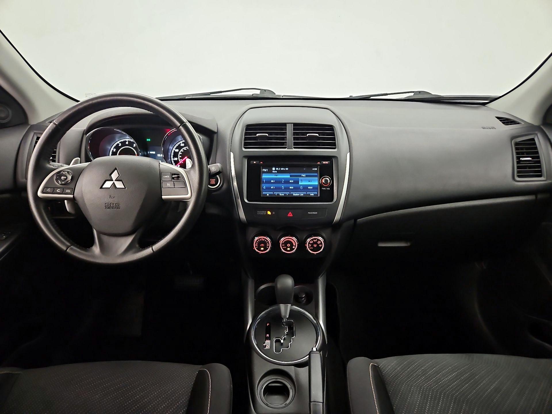 Thumbnail: 2014 Mitsubishi Outlander Sport - 9