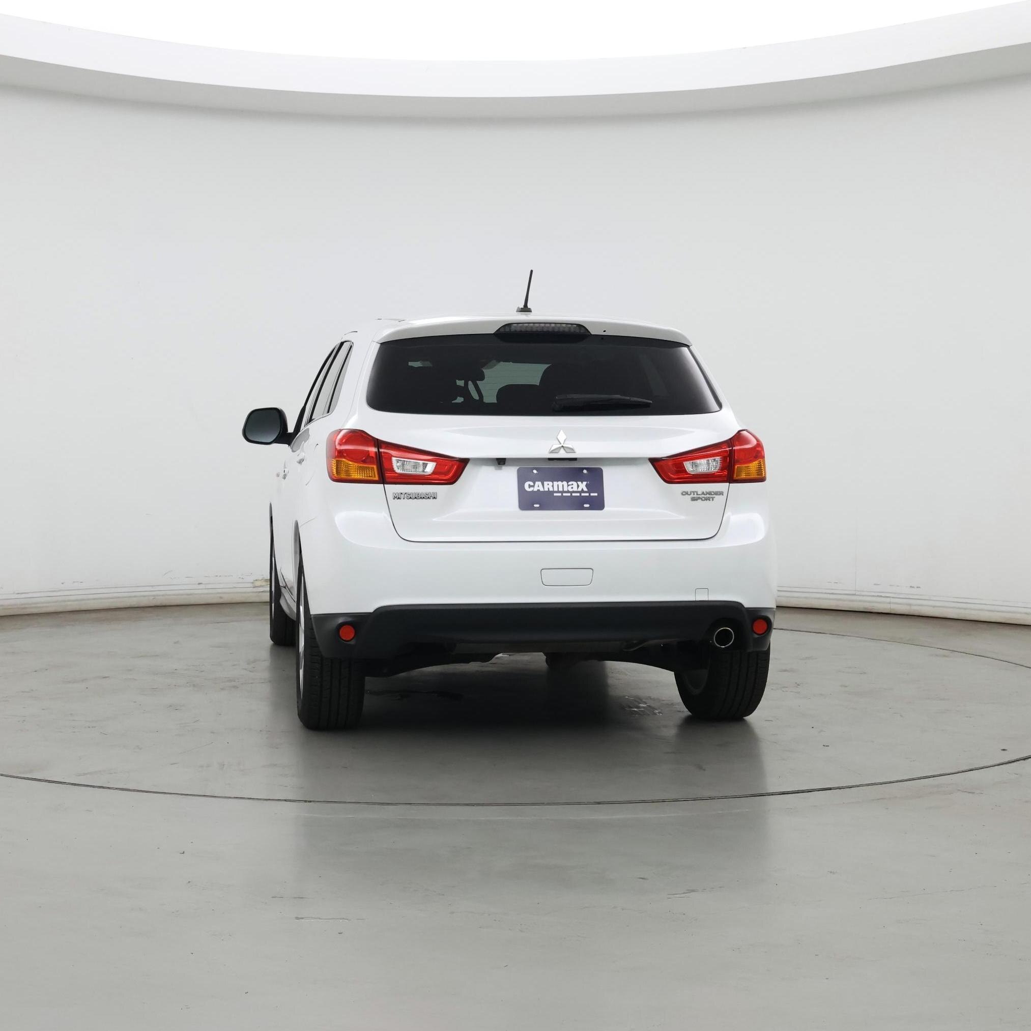 Thumbnail: 2014 Mitsubishi Outlander Sport - 6
