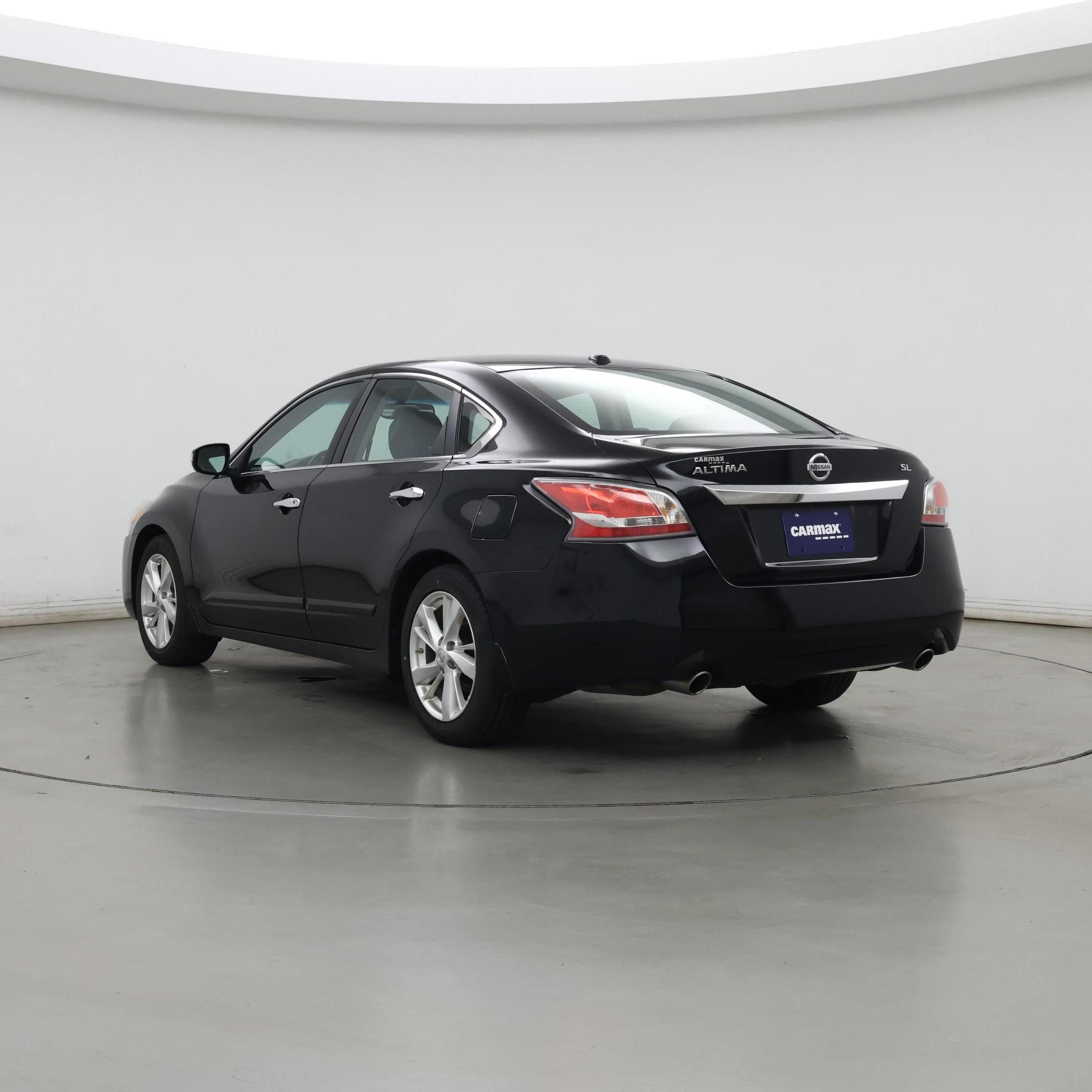 Thumbnail: 2015 Nissan Altima - 2
