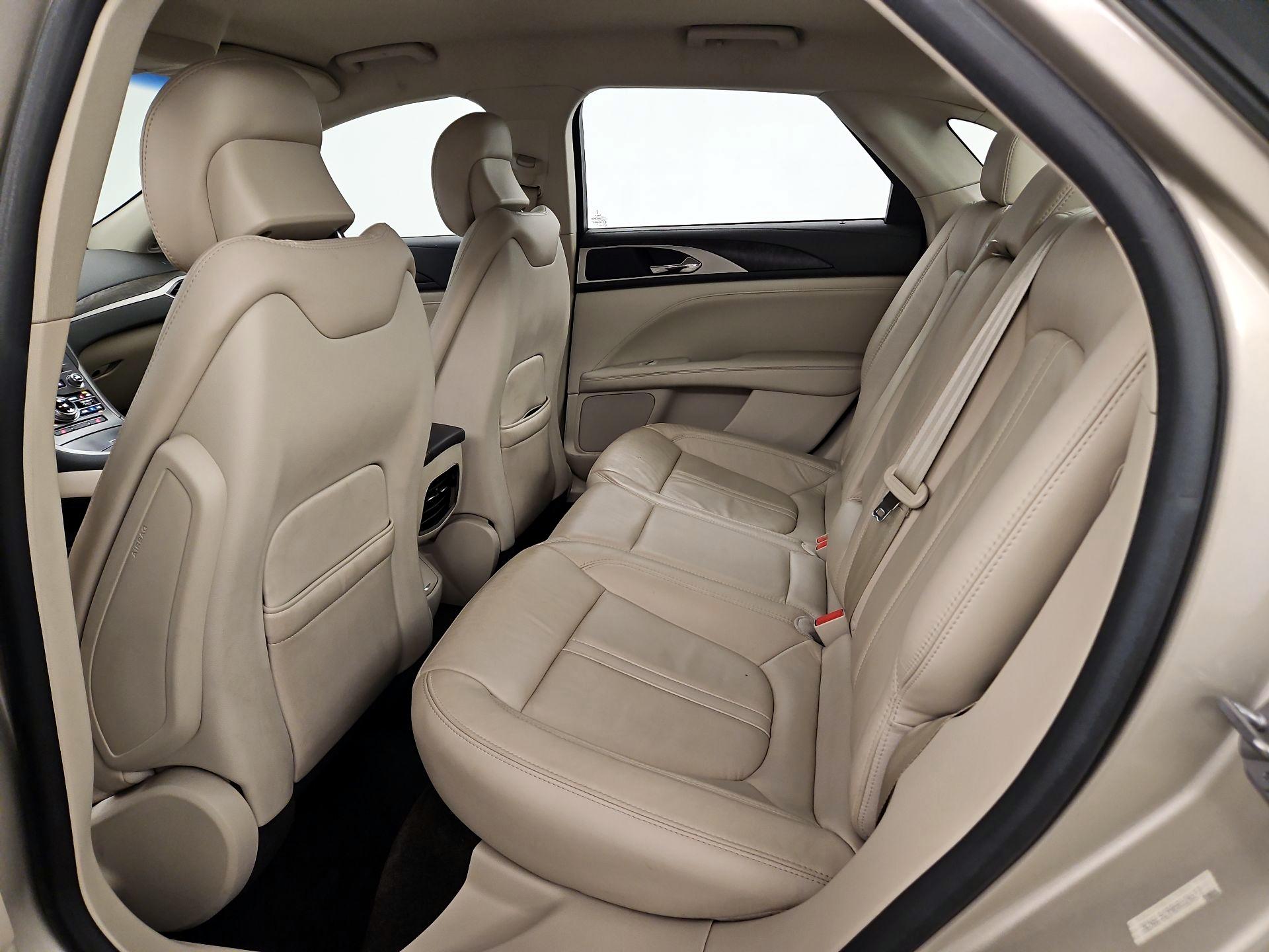Thumbnail: 2017 Lincoln MKZ - 20
