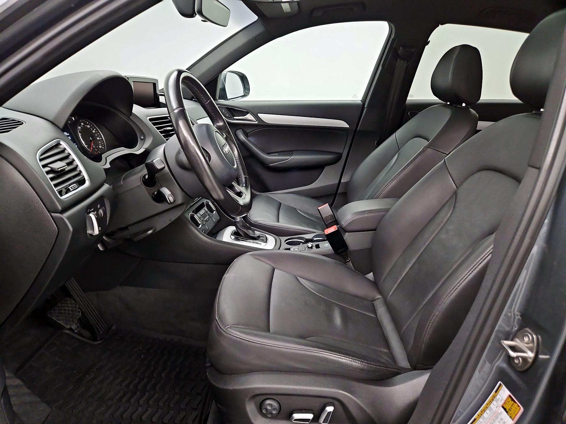 Thumbnail: 2017 Audi Q3 - 11
