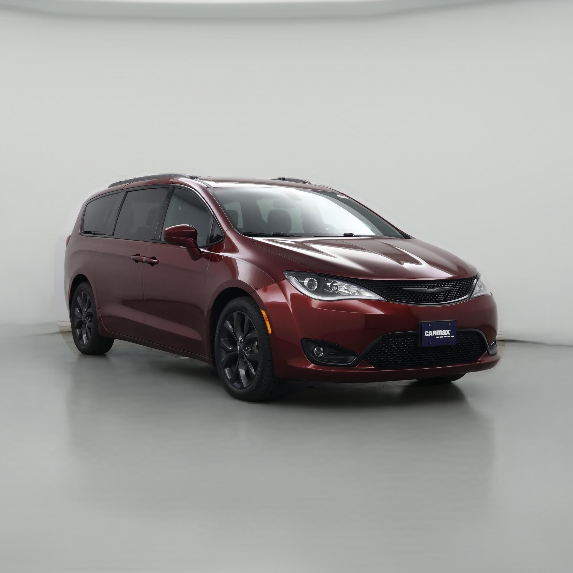 Thumbnail: 2018 Chrysler Pacifica - 1