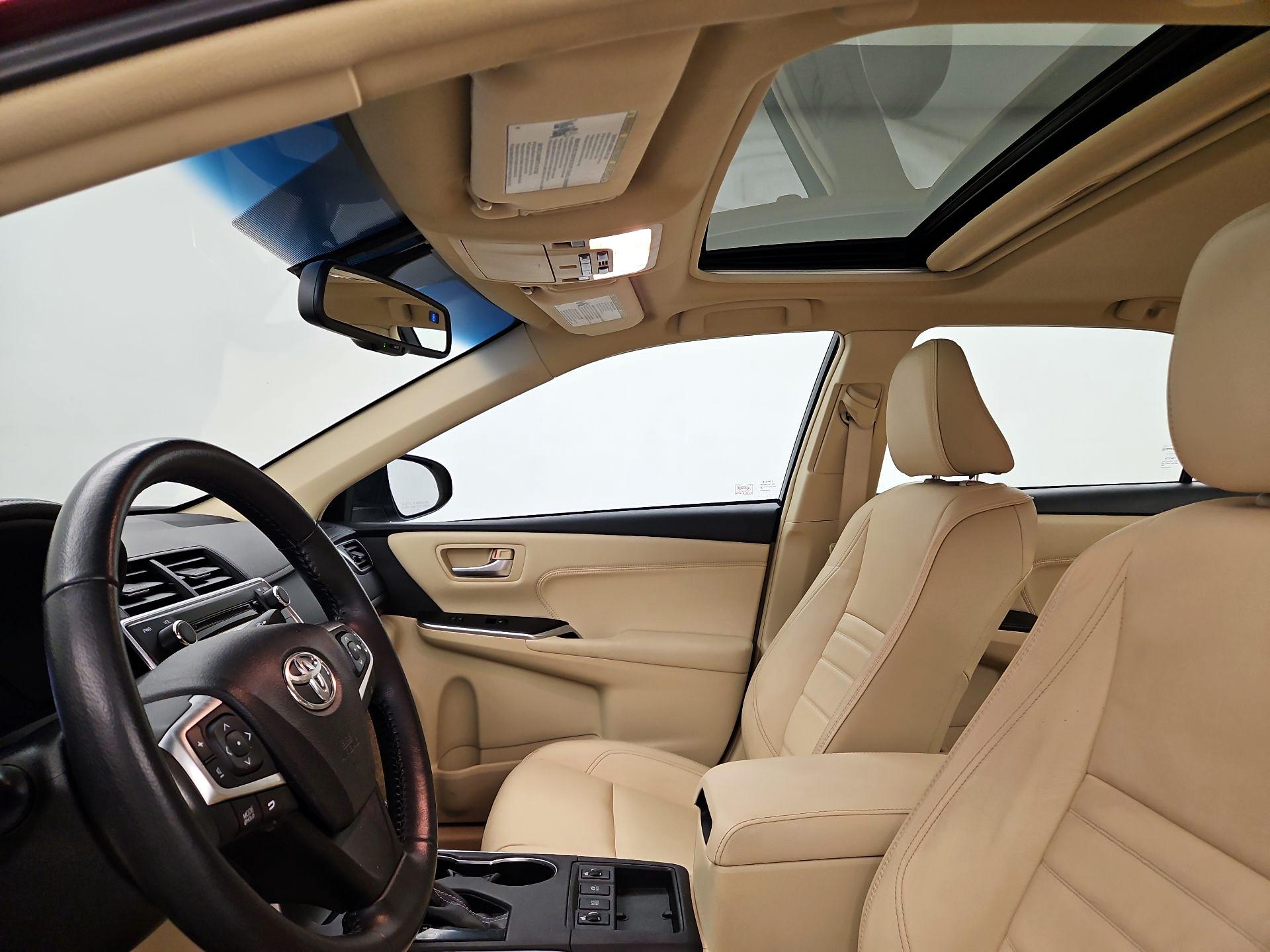 Thumbnail: 2016 Toyota Camry - 19