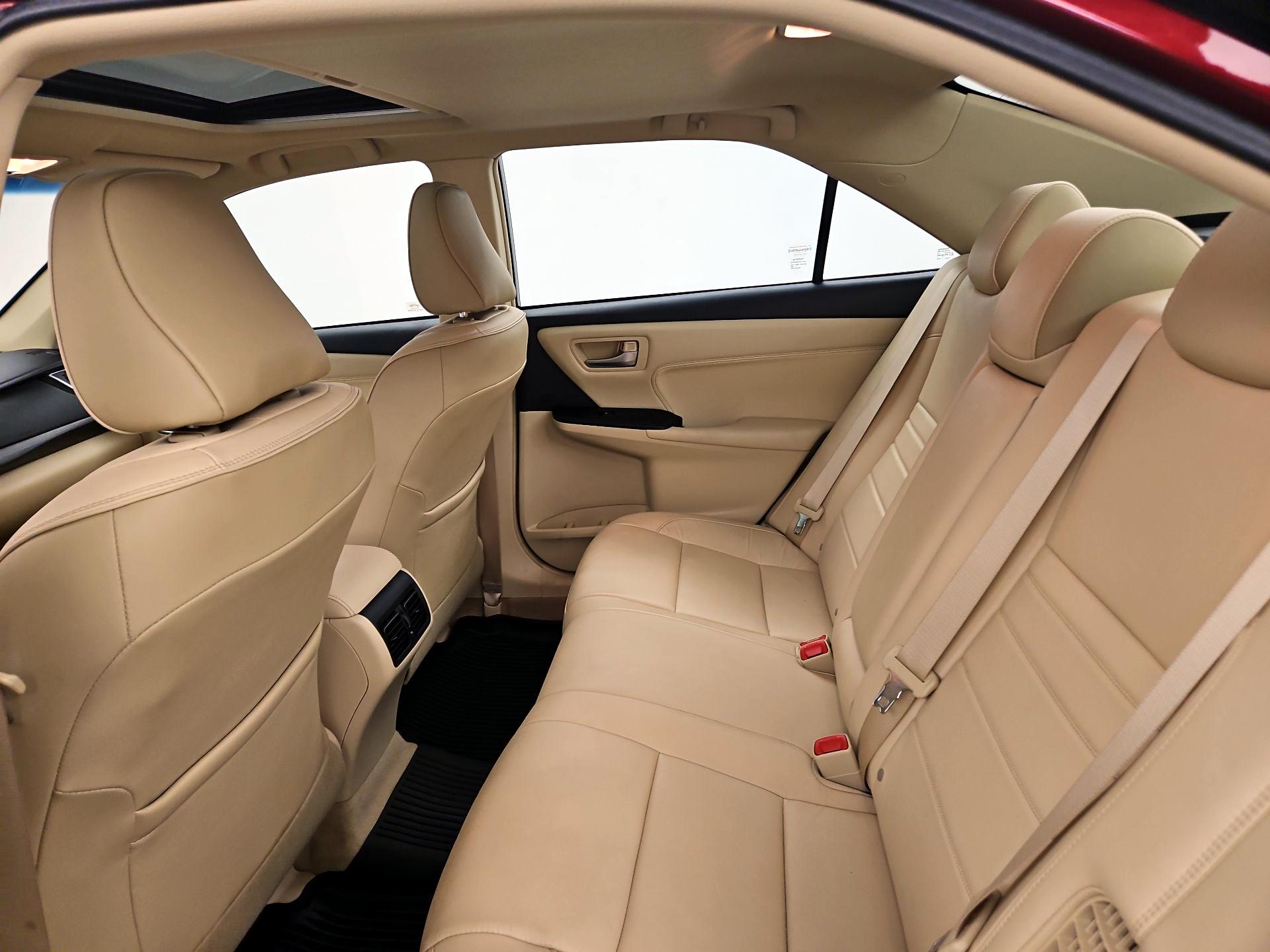 Thumbnail: 2016 Toyota Camry - 20