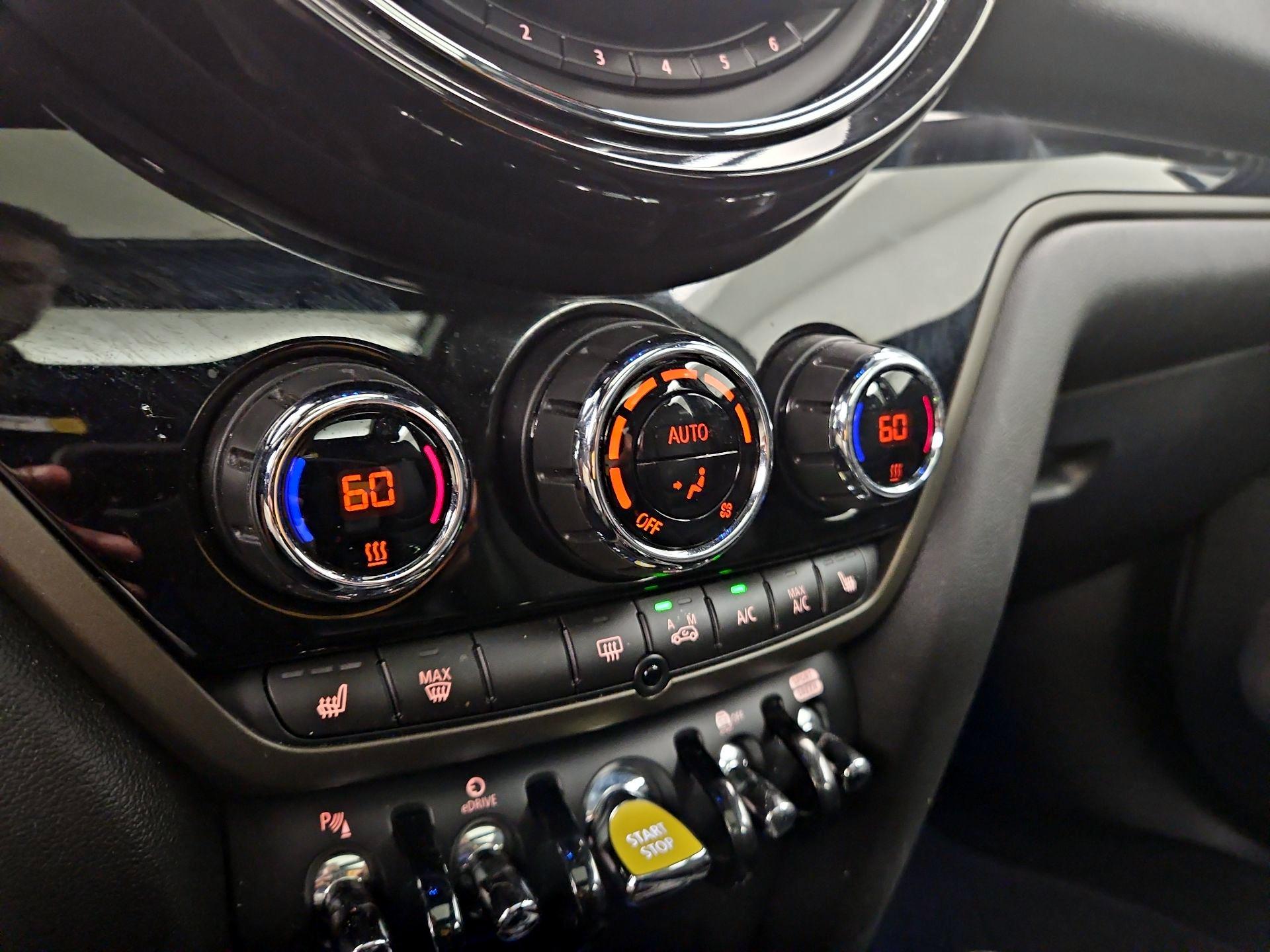 Thumbnail: 2019 MINI Cooper Countryman - 17