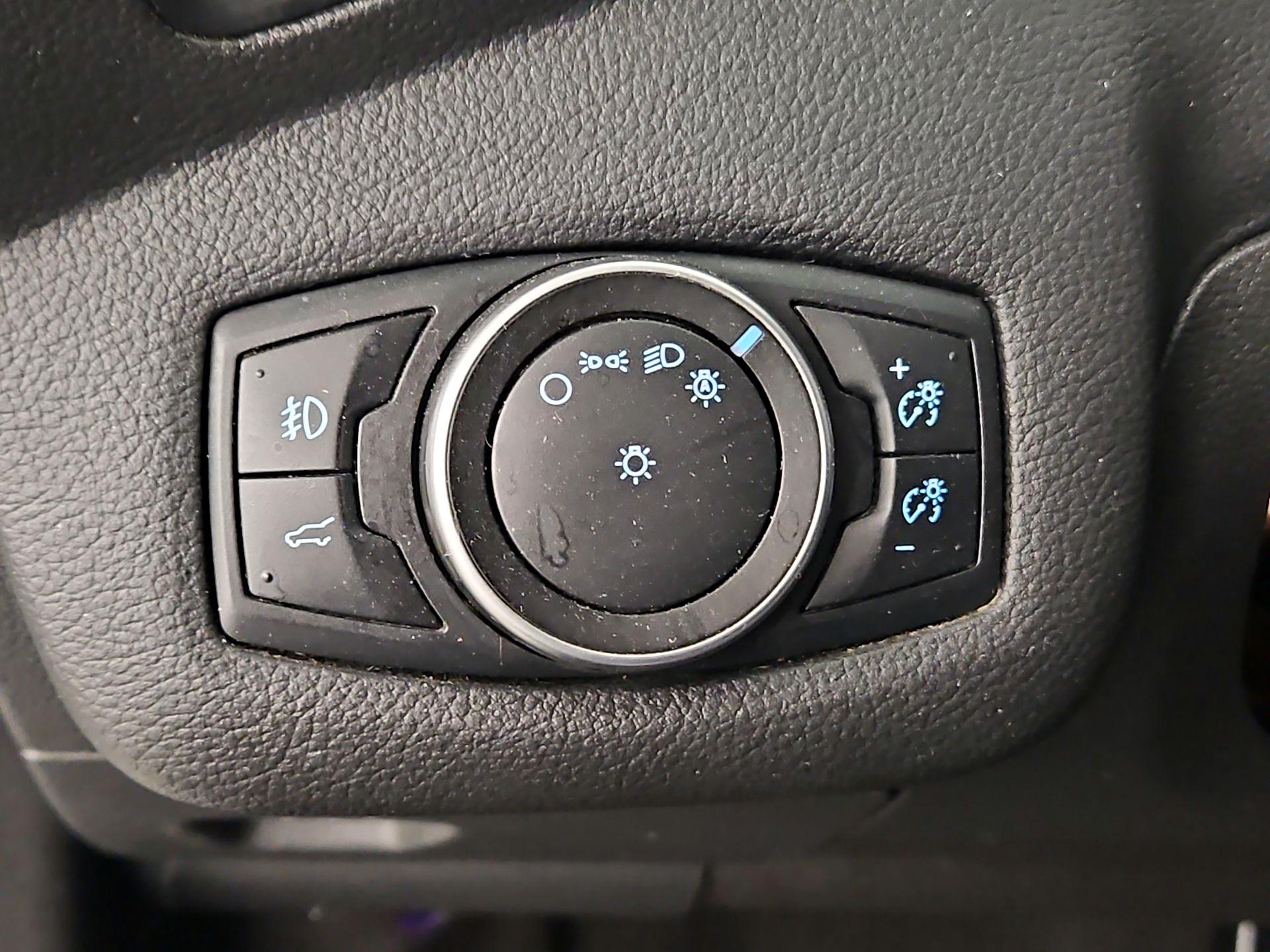 Thumbnail: 2018 Ford Escape - 13
