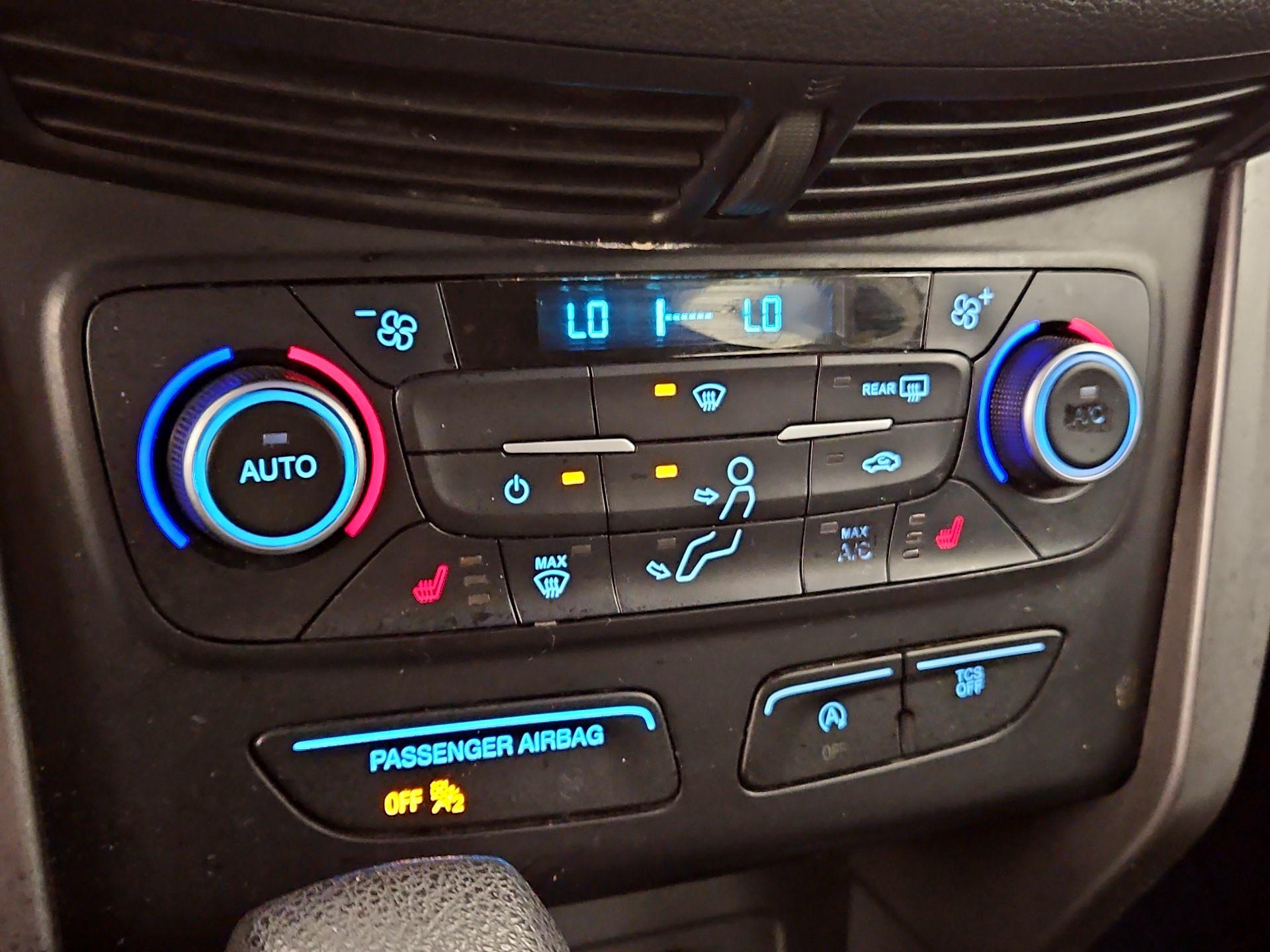 Thumbnail: 2018 Ford Escape - 16