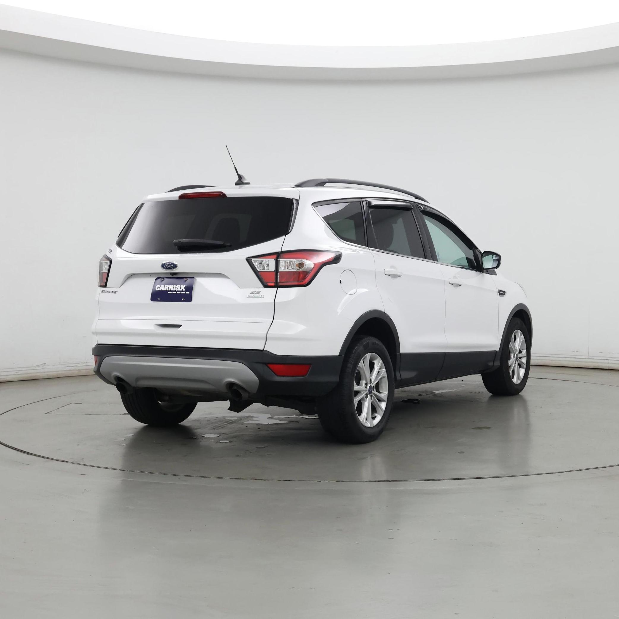Thumbnail: 2018 Ford Escape - 8
