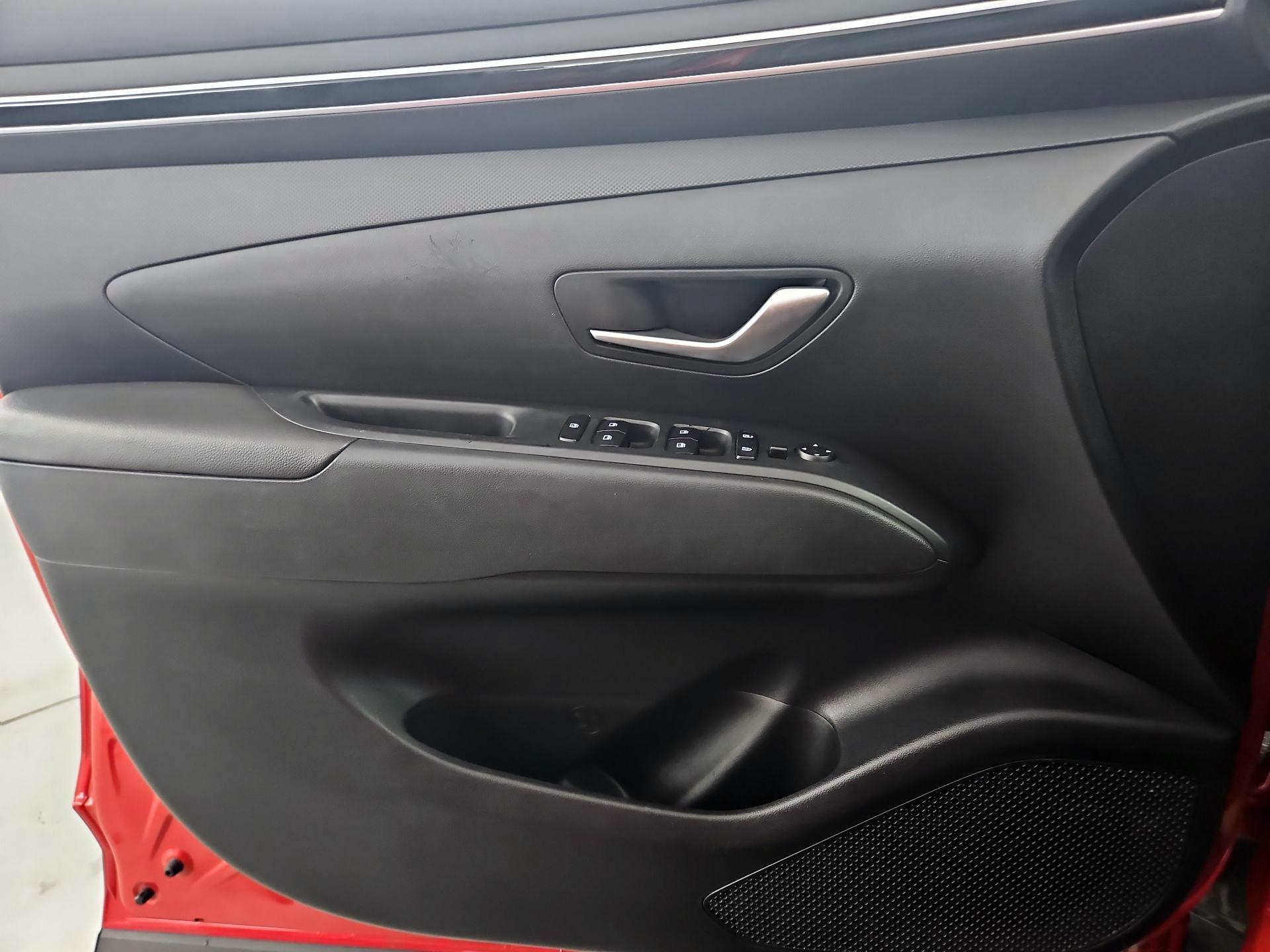Thumbnail: 2022 Hyundai Tucson - 12