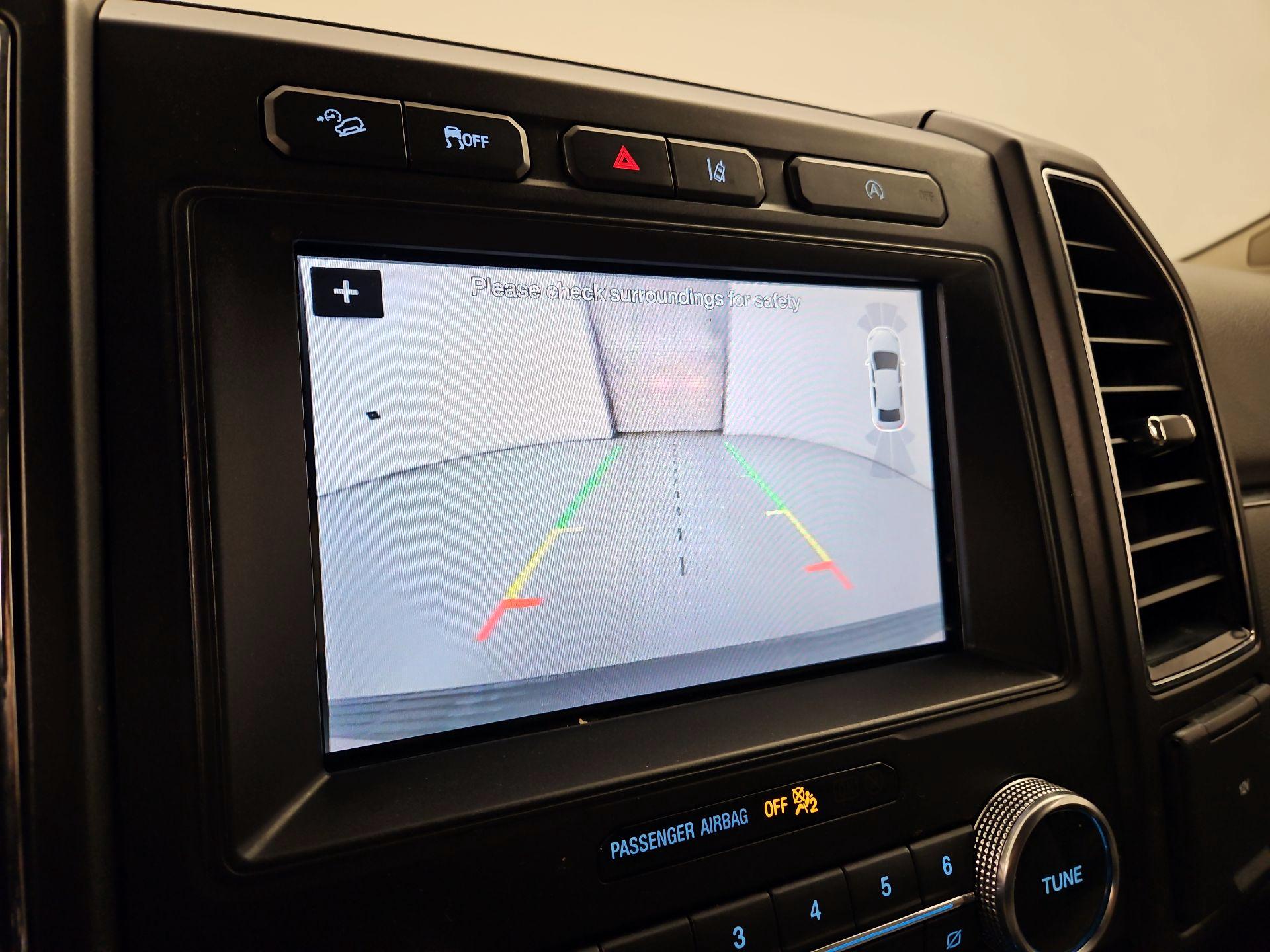 Thumbnail: 2019 Ford Expedition - 15