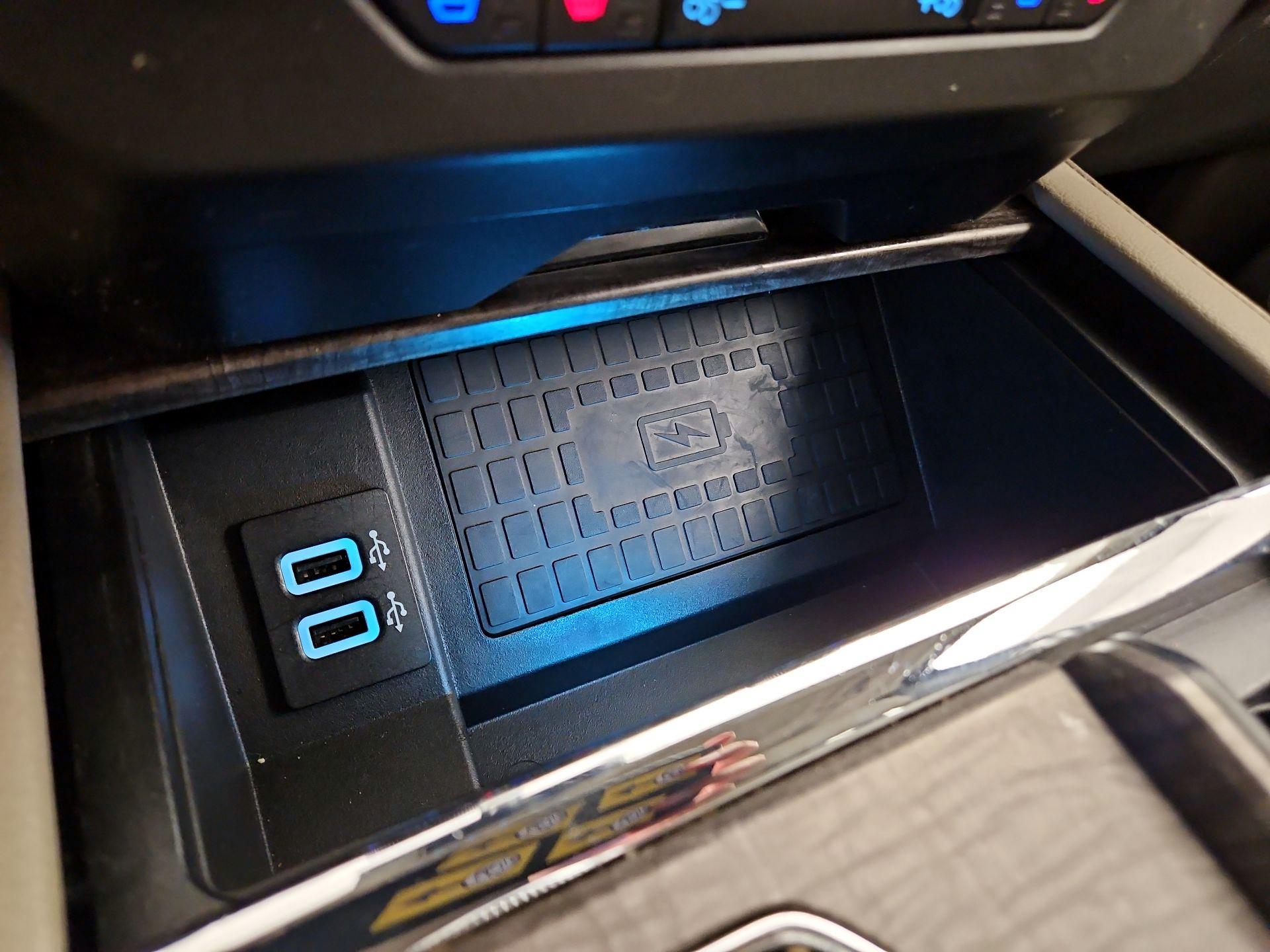 Thumbnail: 2019 Ford Expedition - 19