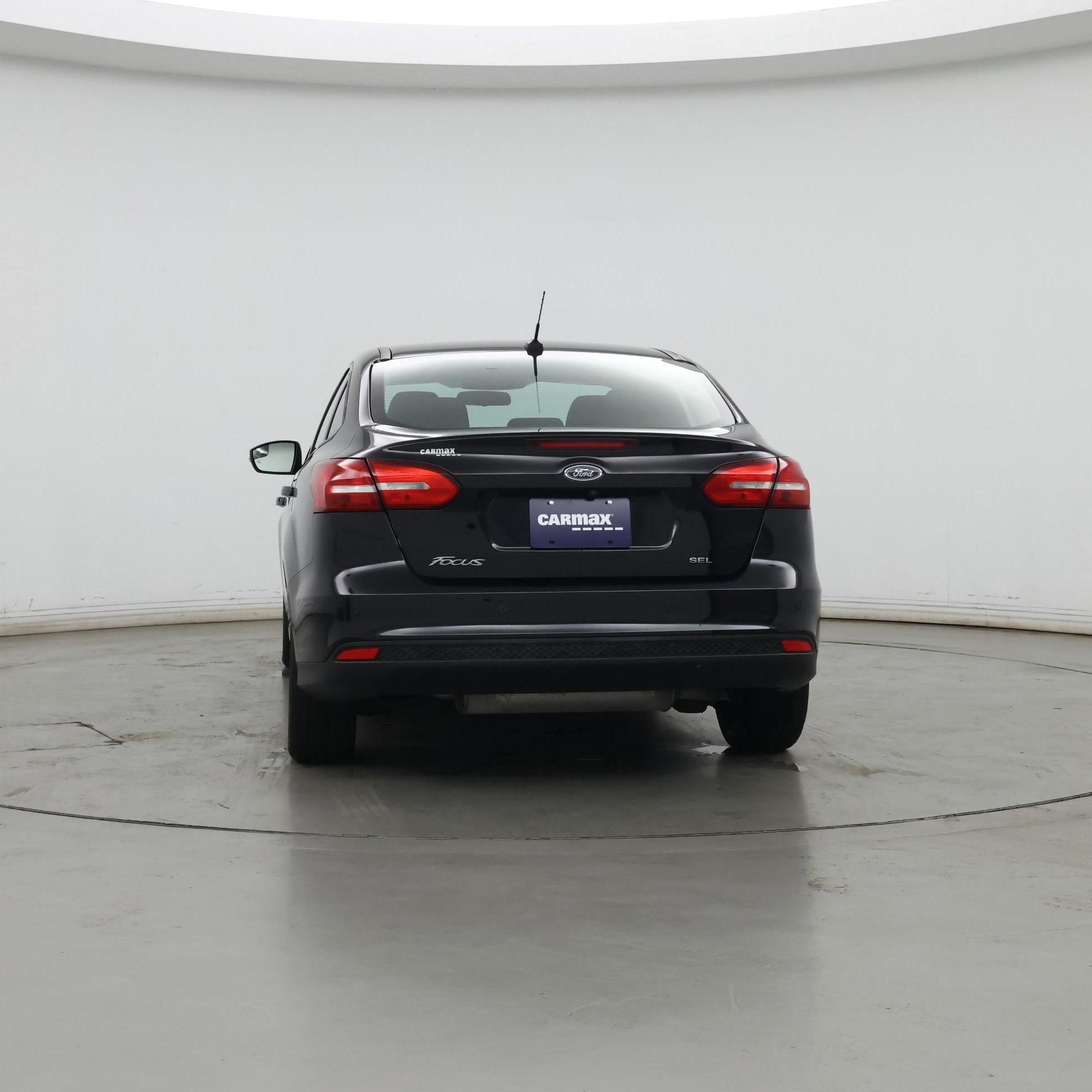 Thumbnail: 2017 Ford Focus - 6