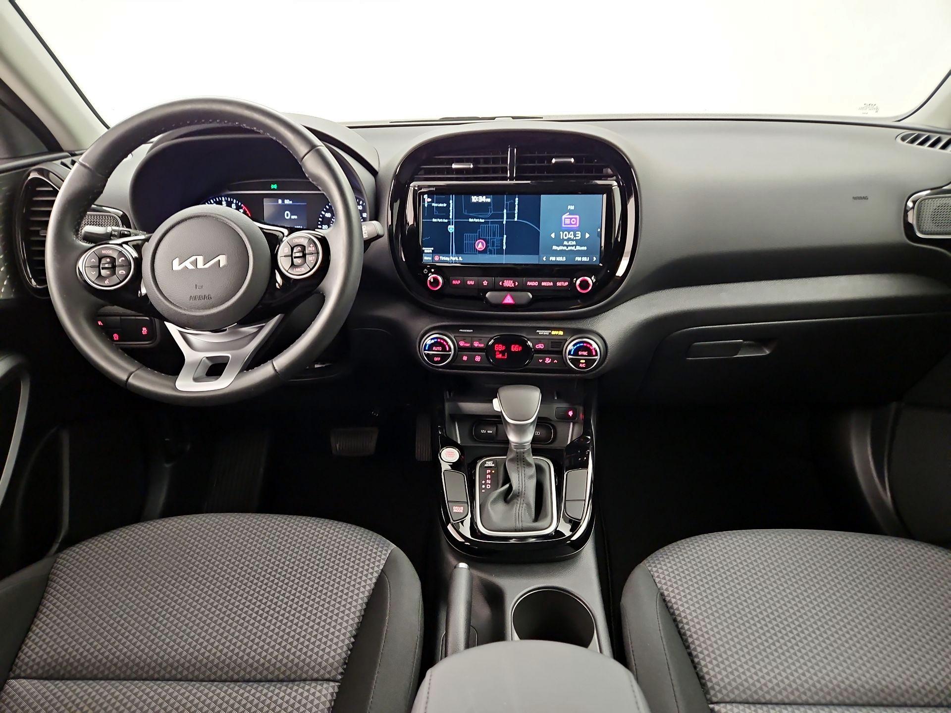 Thumbnail: 2022 Kia Soul - 9