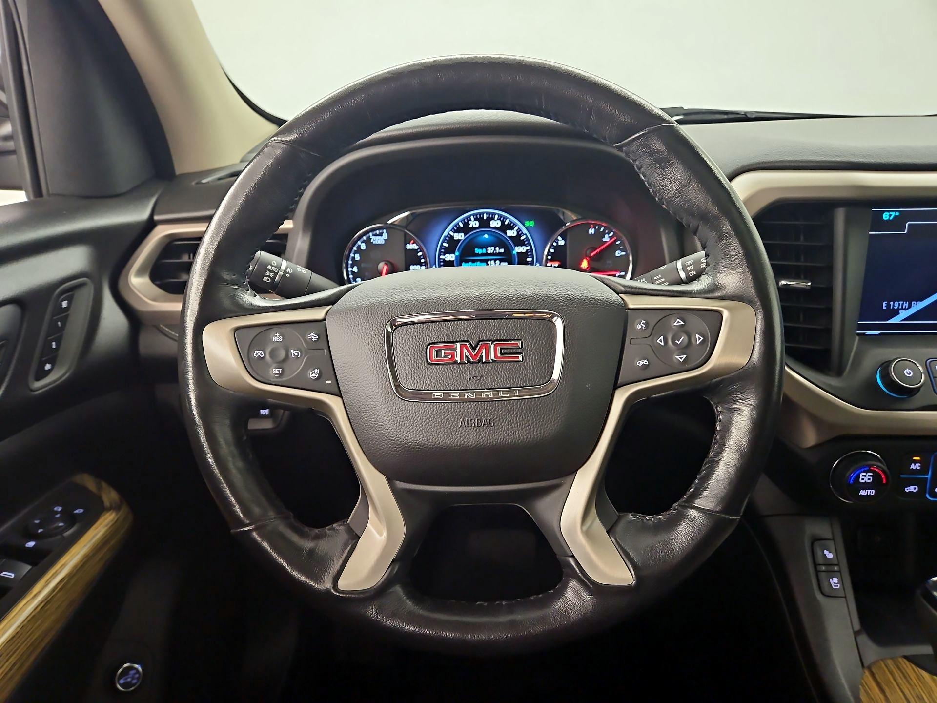 Thumbnail: 2017 GMC Acadia - 10