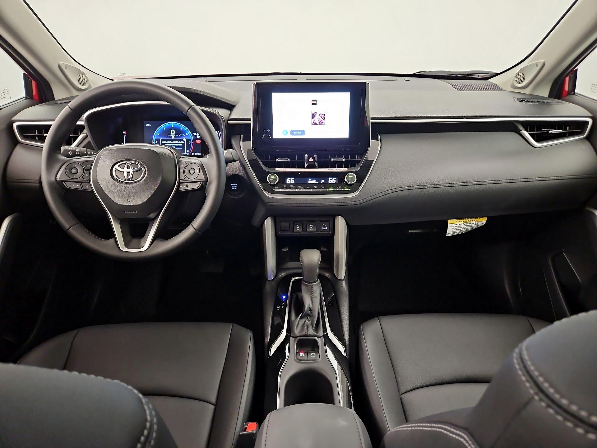 Thumbnail: 2025 Toyota Corolla Cross - 9