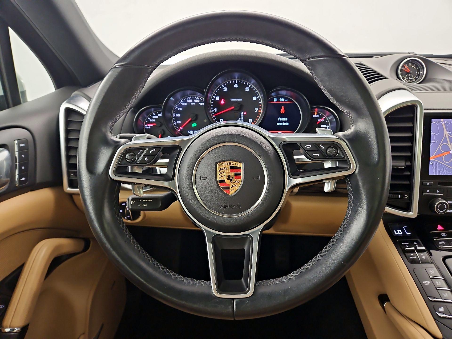 Thumbnail: 2017 Porsche Cayenne - 10