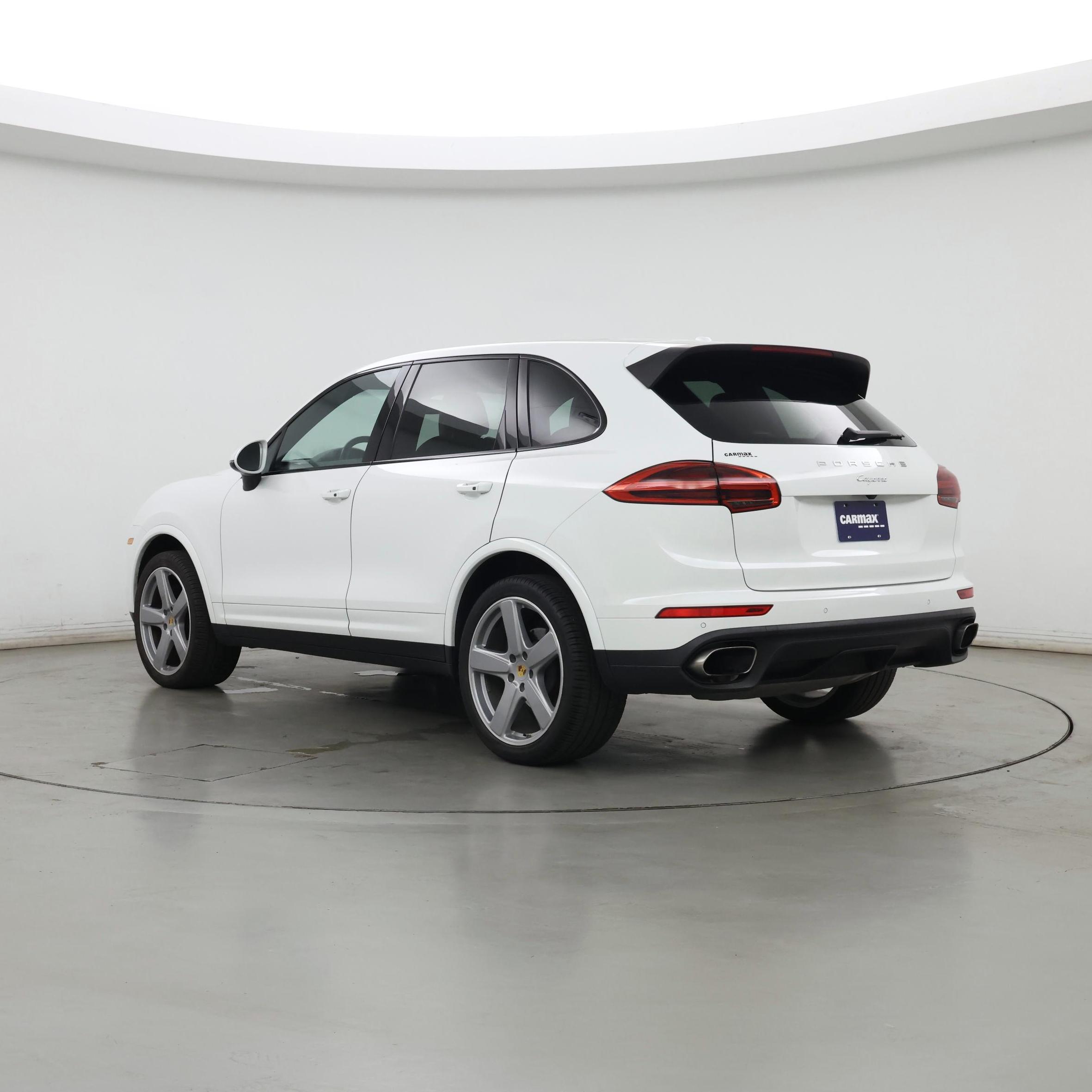 Thumbnail: 2017 Porsche Cayenne - 2