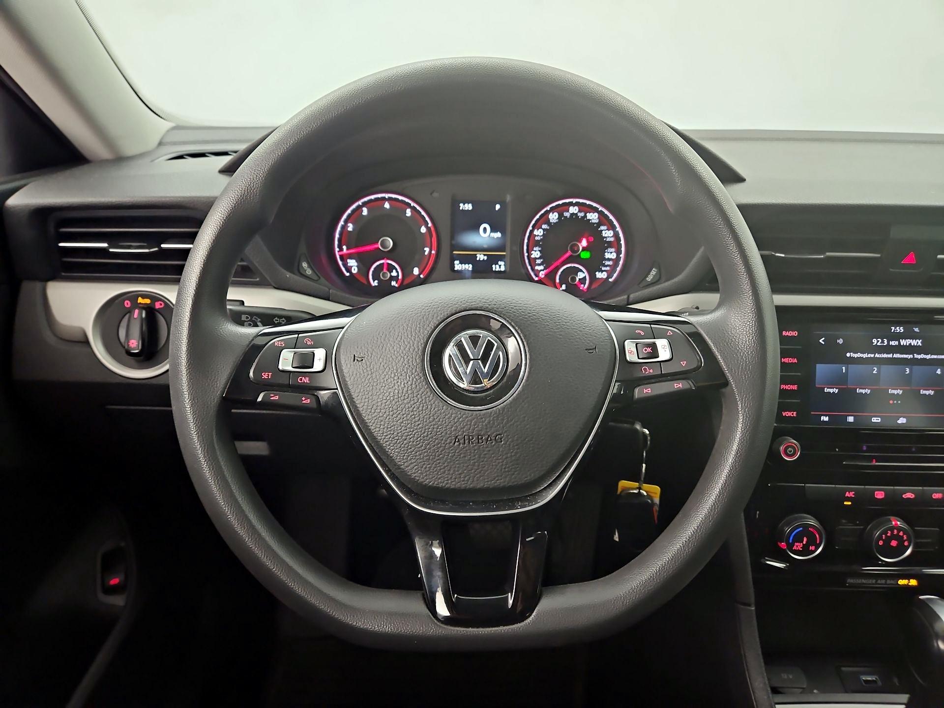 Thumbnail: 2020 Volkswagen Passat - 10