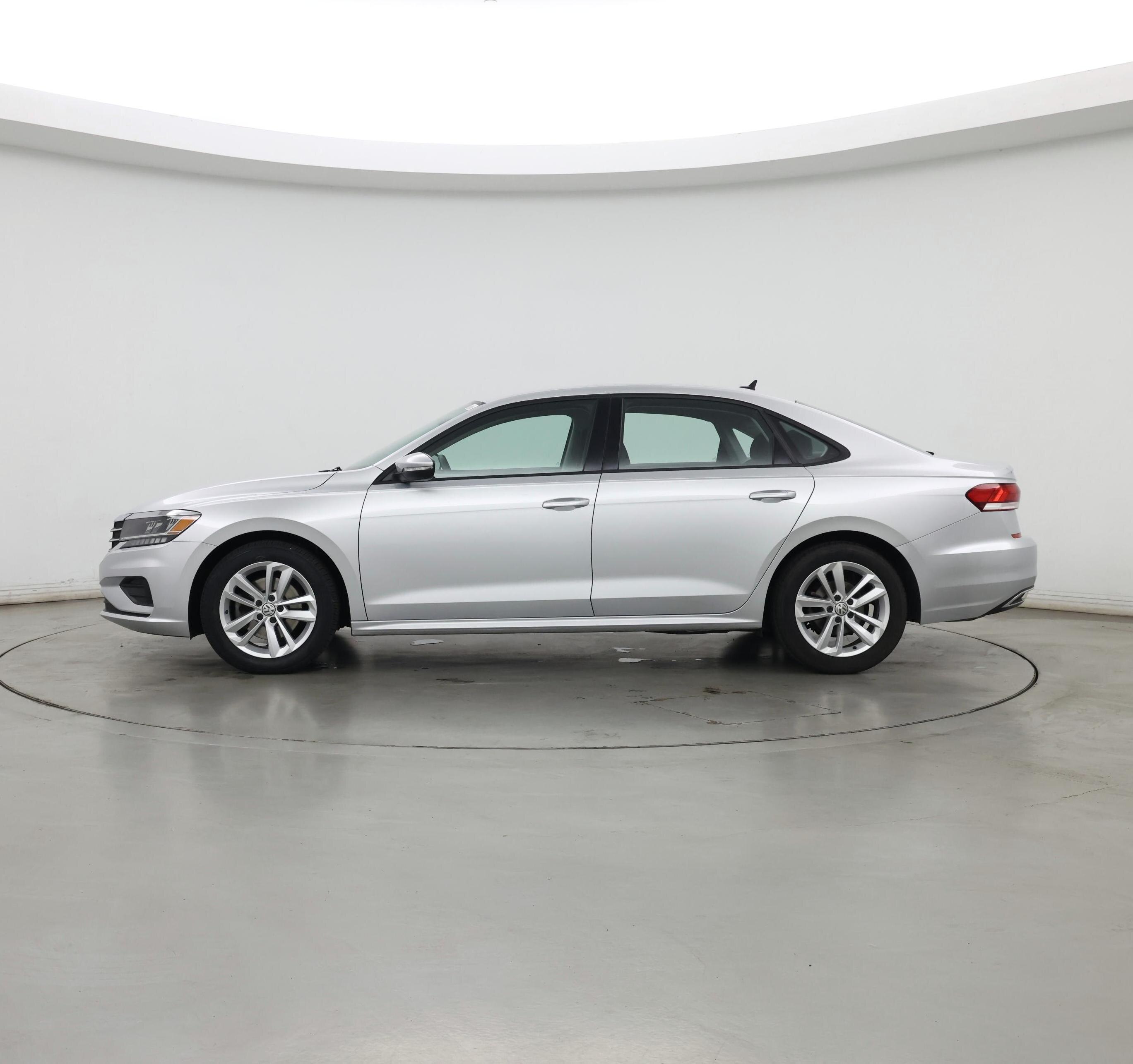 Thumbnail: 2020 Volkswagen Passat - 3