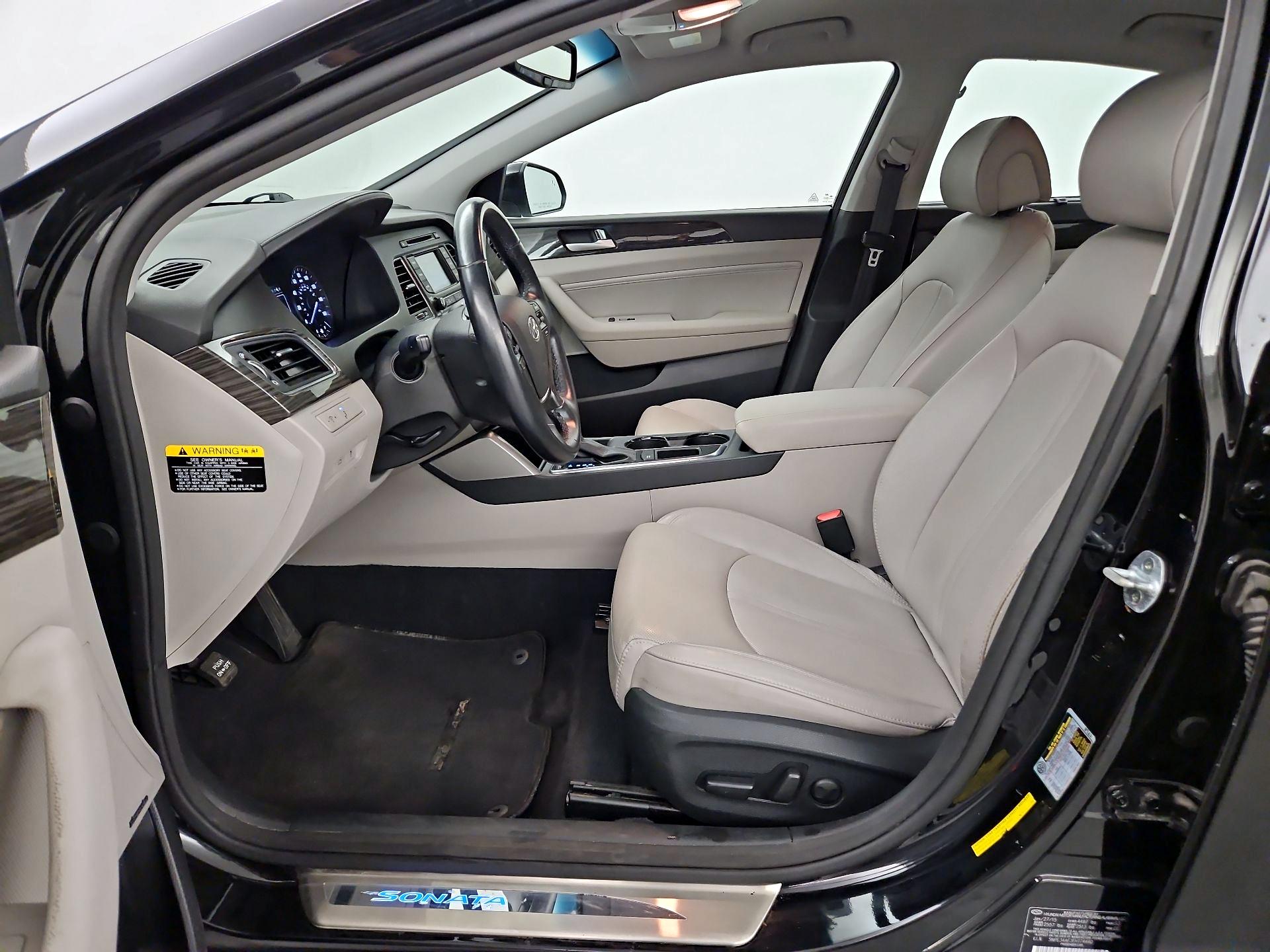 Thumbnail: 2015 Hyundai Sonata - 11