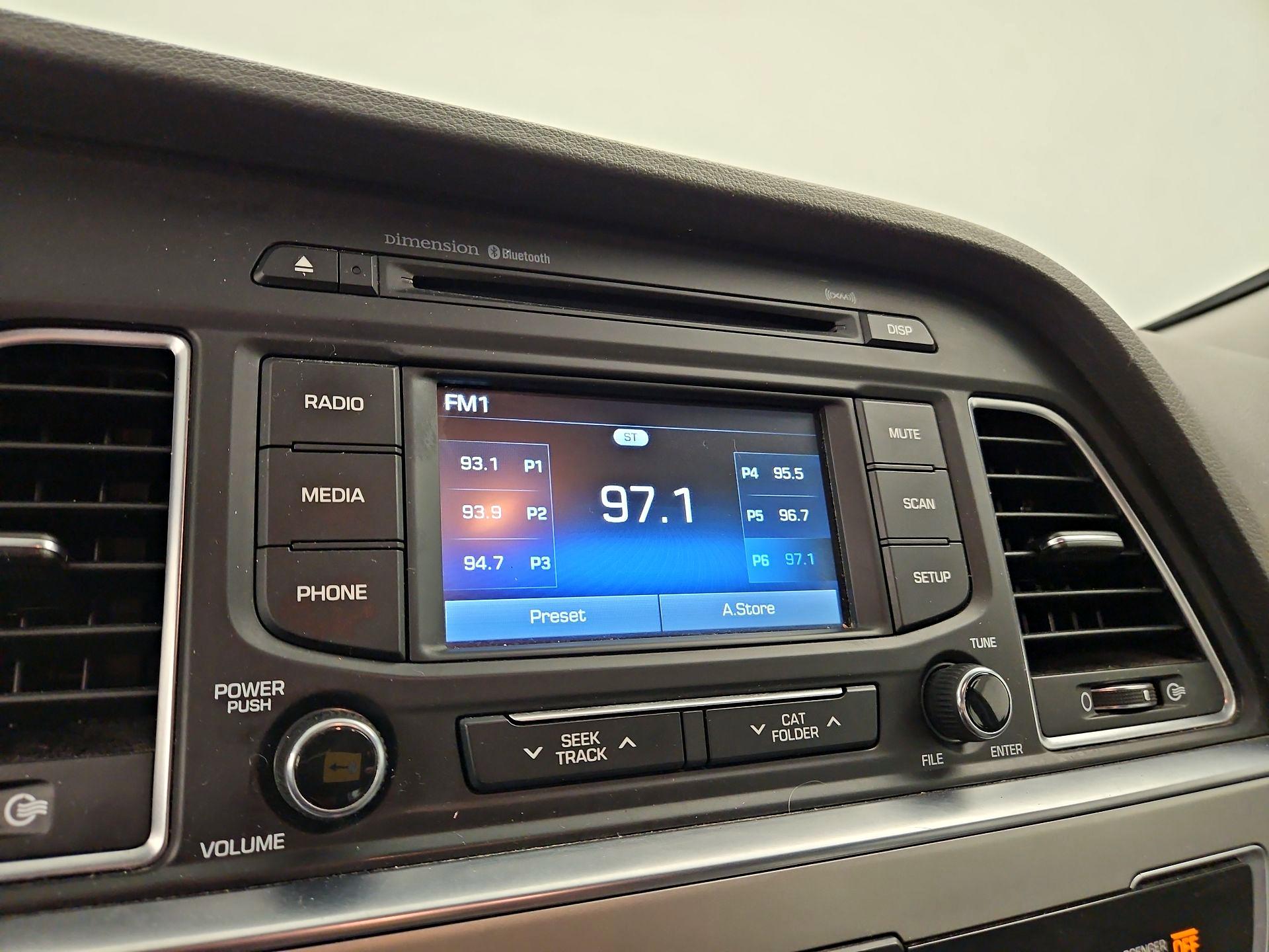 Thumbnail: 2015 Hyundai Sonata - 15