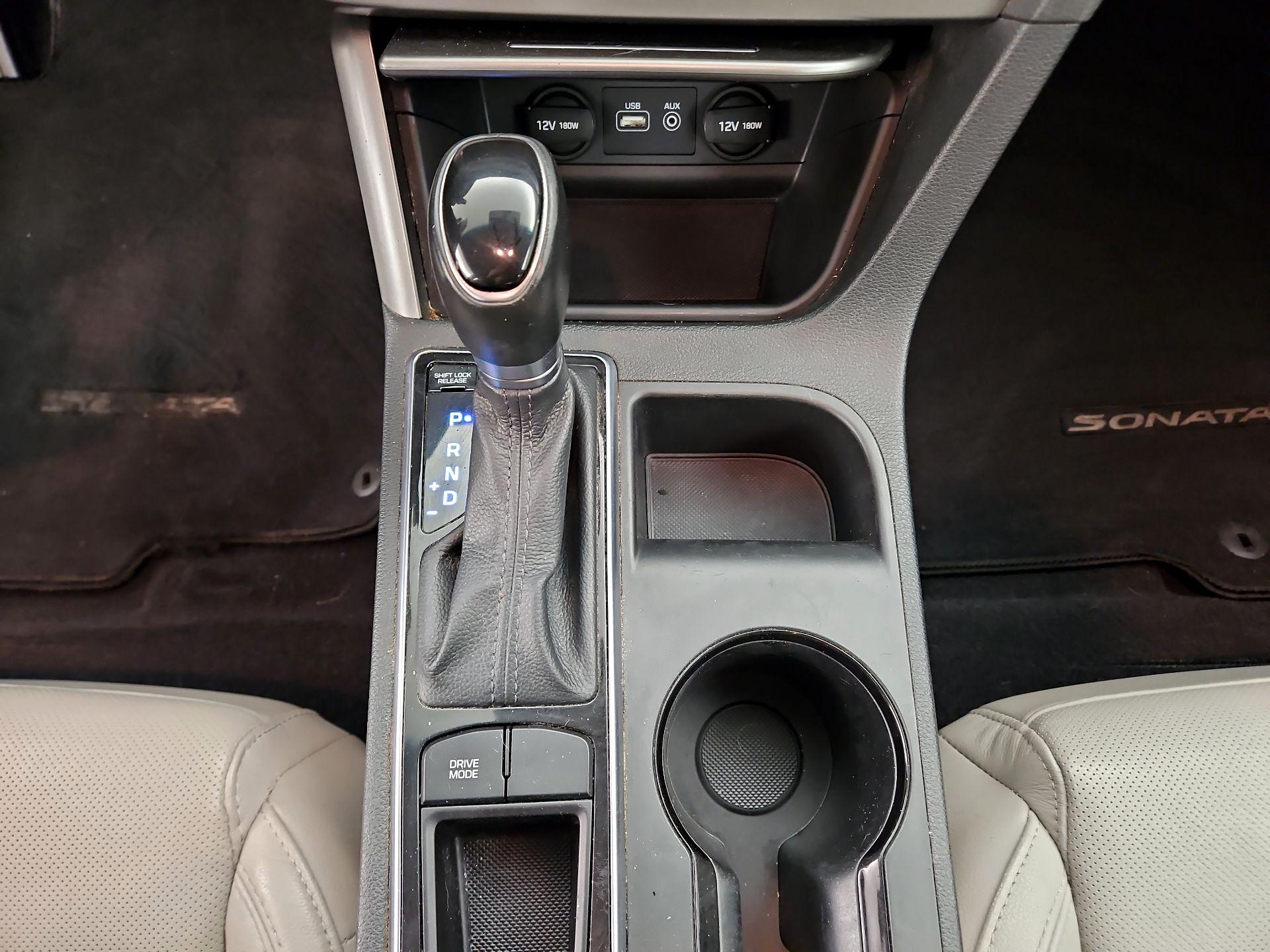 Thumbnail: 2015 Hyundai Sonata - 17