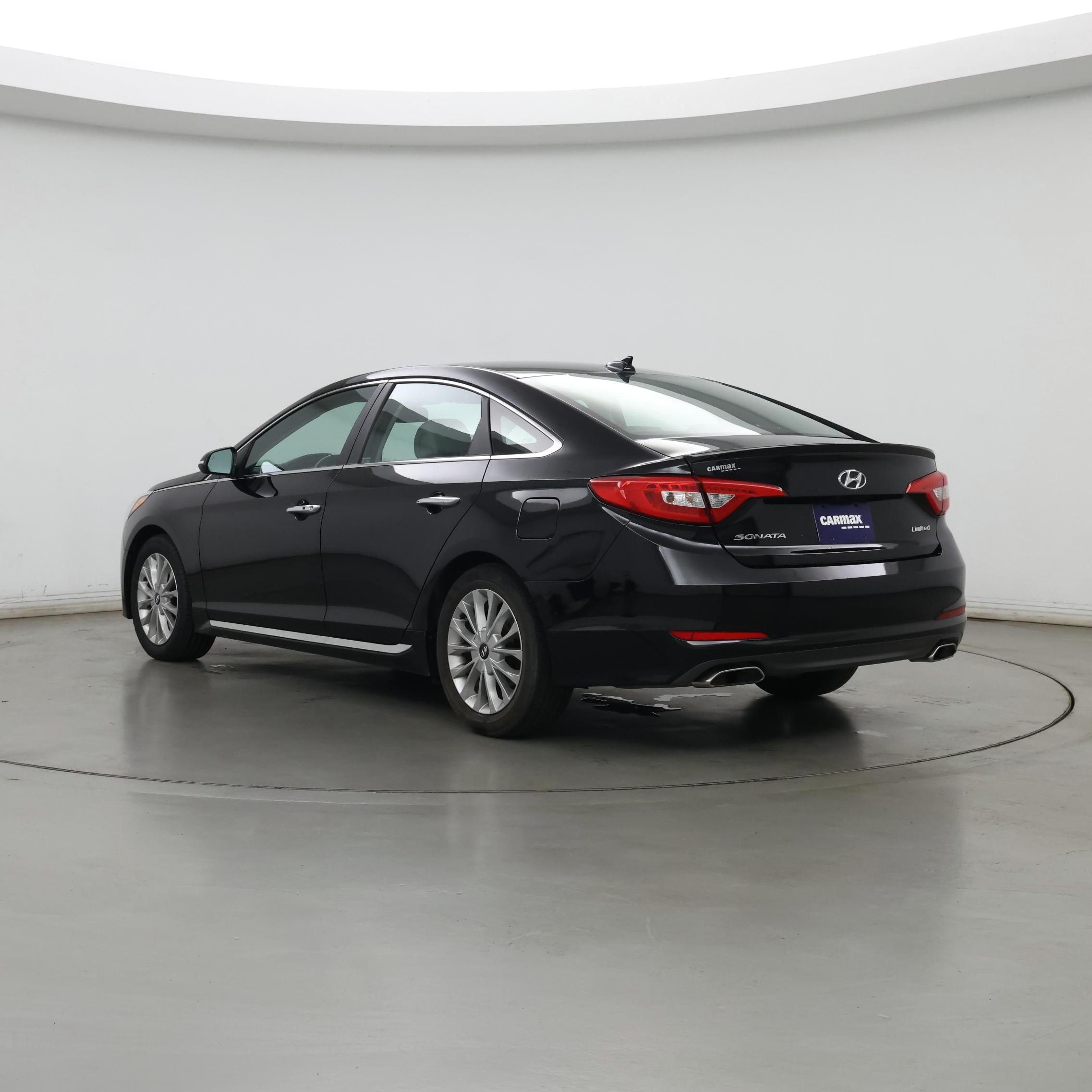 Thumbnail: 2015 Hyundai Sonata - 2