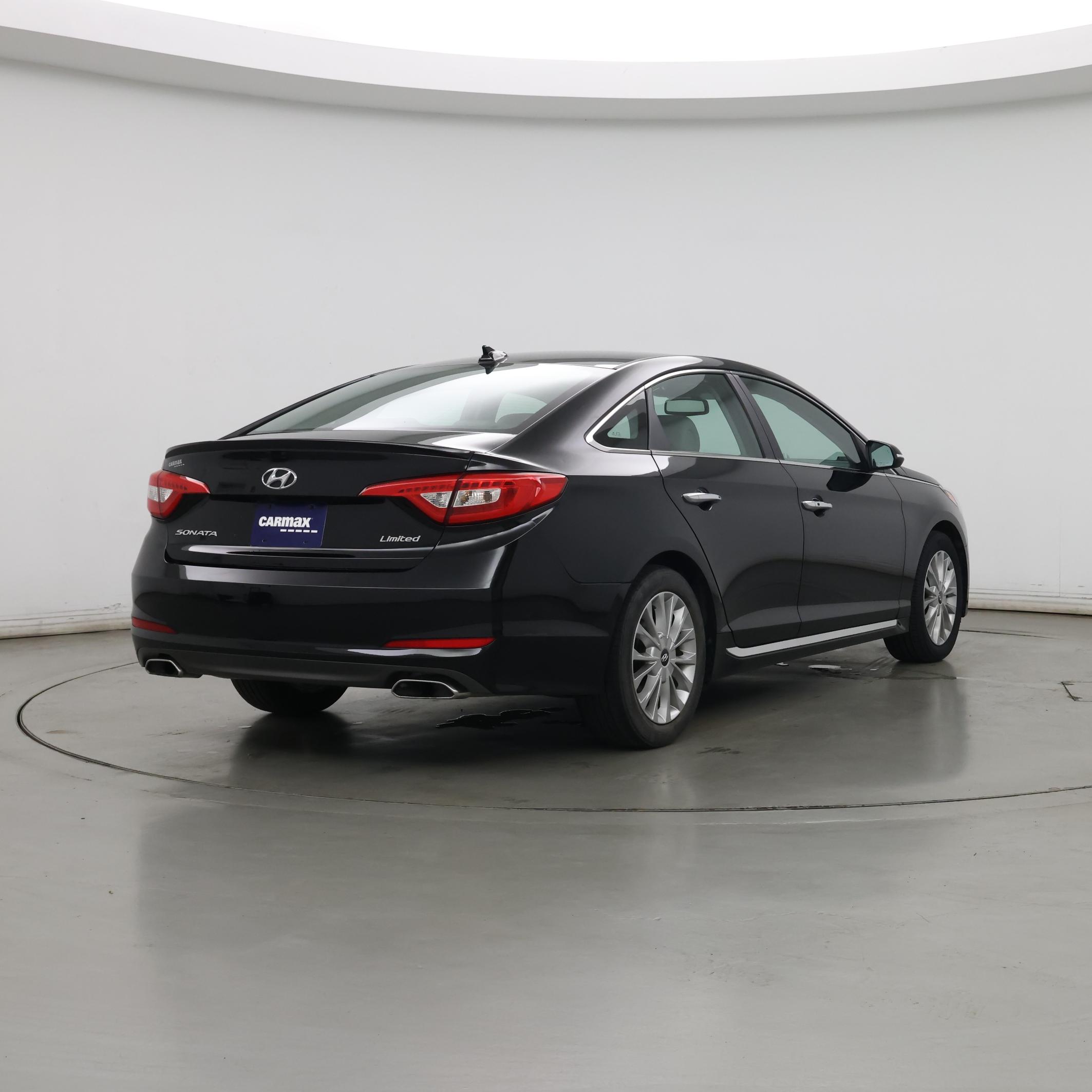 Thumbnail: 2015 Hyundai Sonata - 8