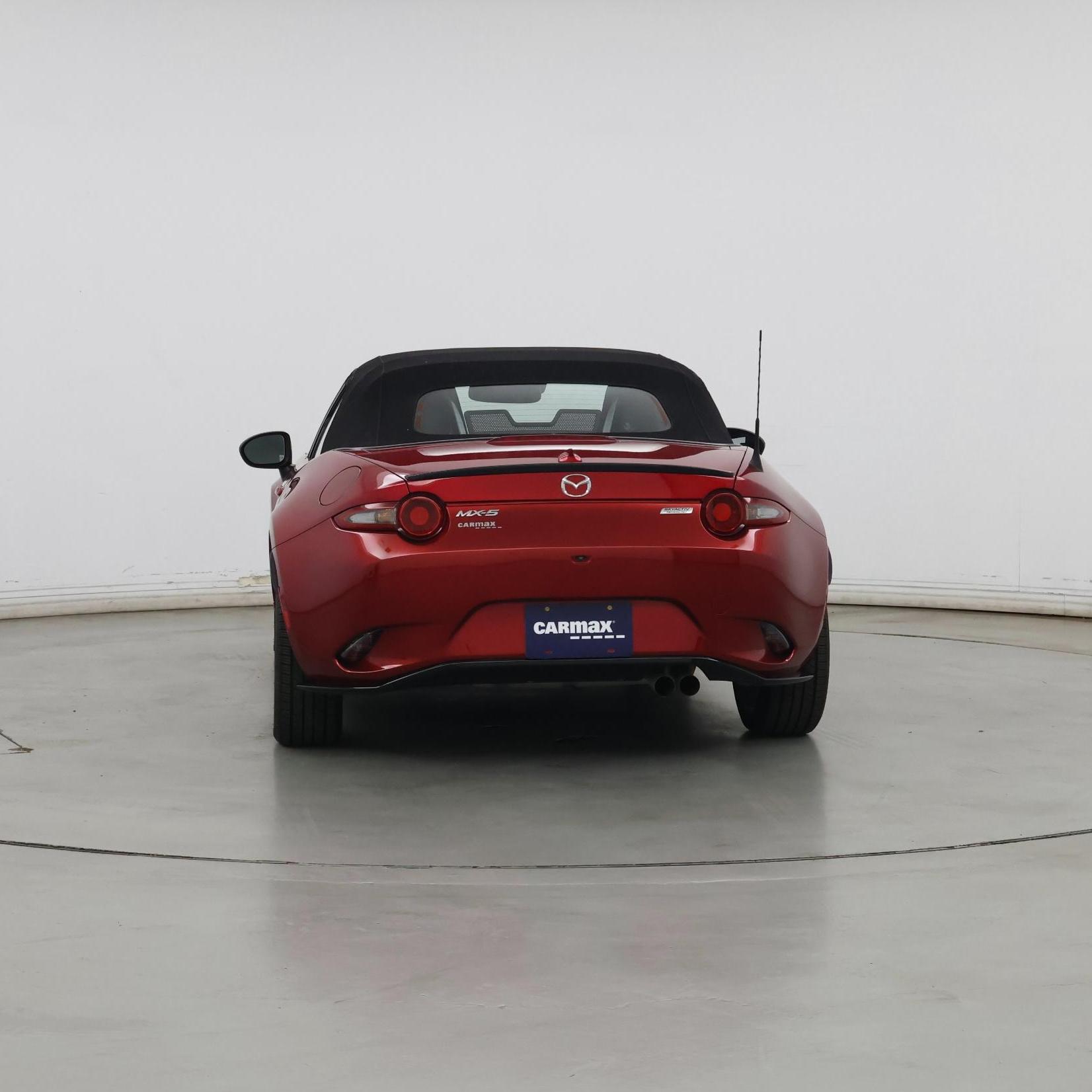 Thumbnail: 2019 Mazda MX-5 Miata - 6