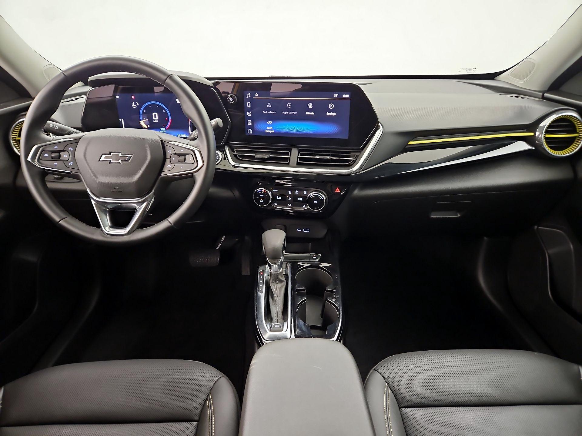 Thumbnail: 2024 Chevrolet Trax - 9