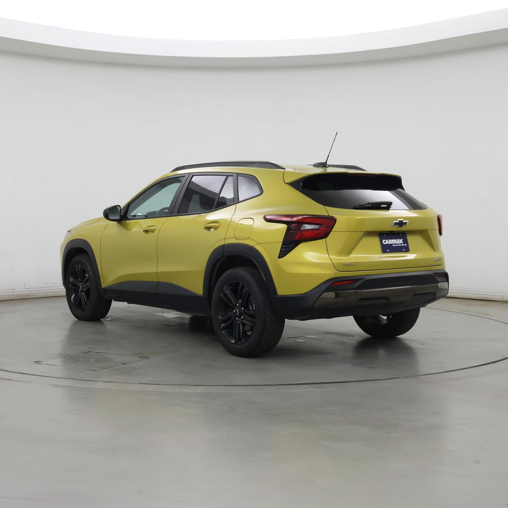 Thumbnail: 2024 Chevrolet Trax - 2