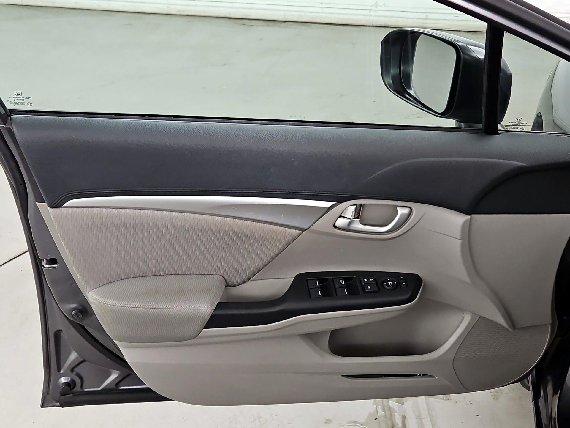 Thumbnail: 2014 Honda Civic - 12