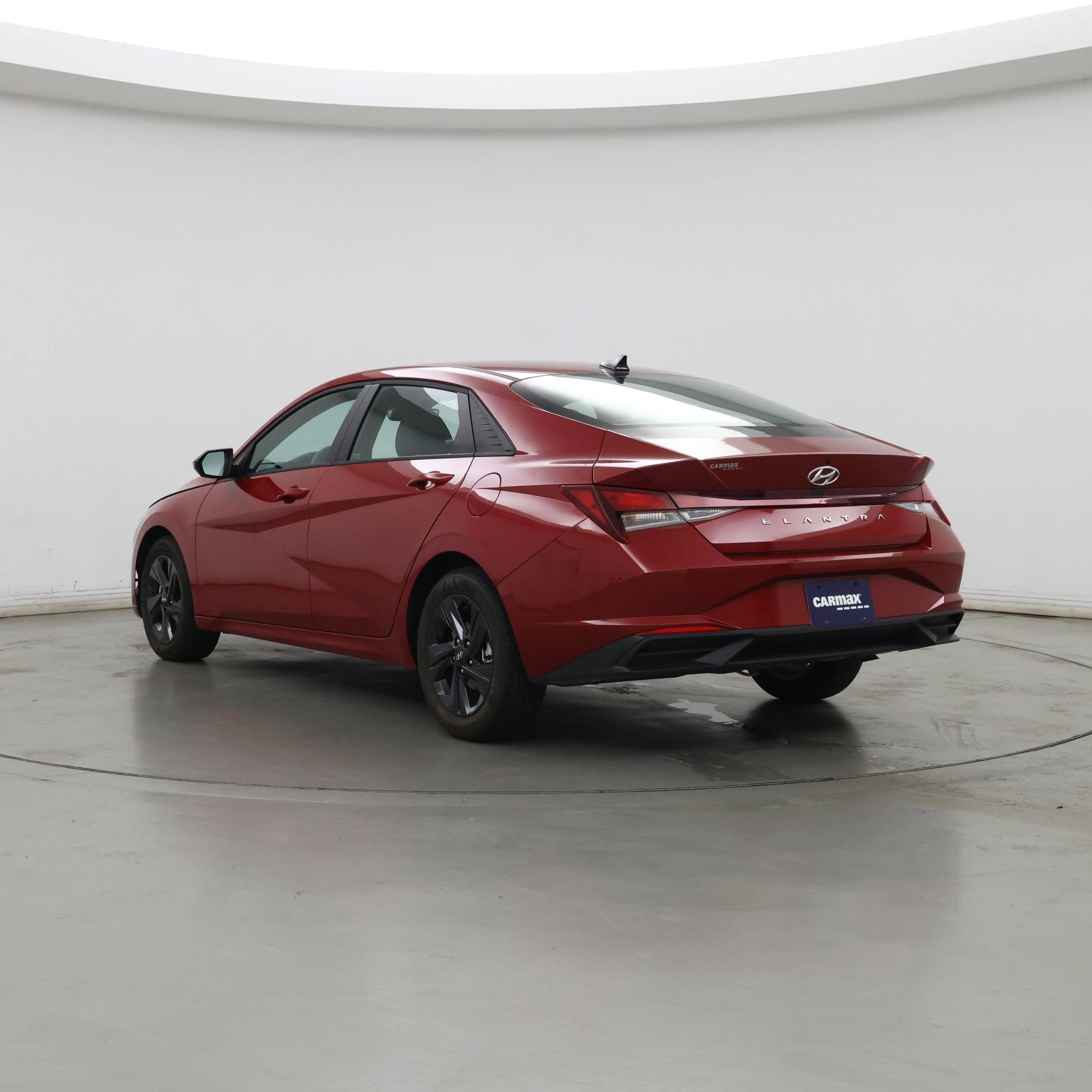 Thumbnail: 2022 Hyundai Elantra - 2