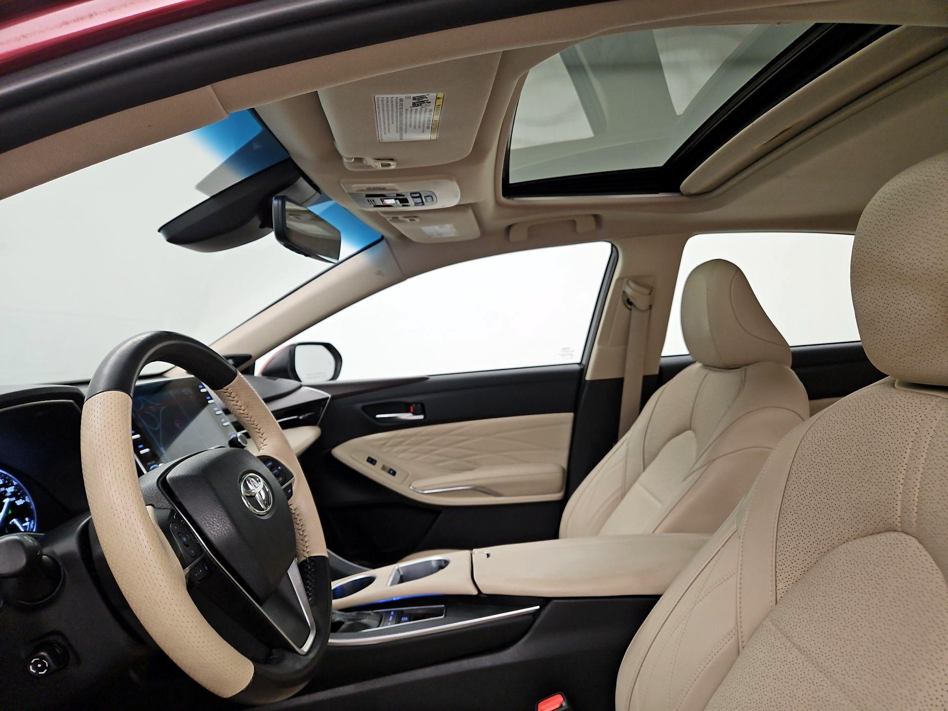 Thumbnail: 2019 Toyota Avalon - 20