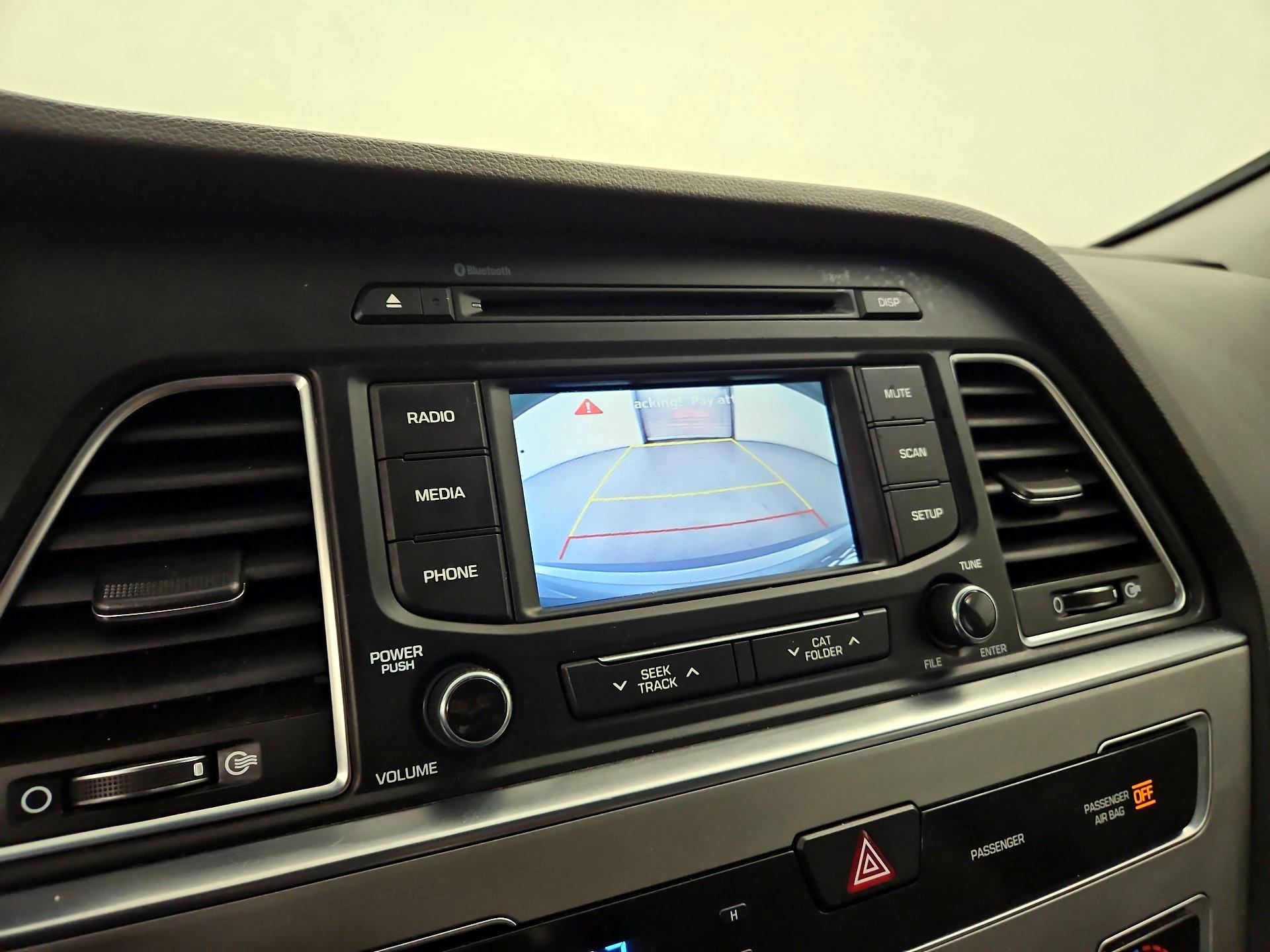Thumbnail: 2015 Hyundai Sonata - 14