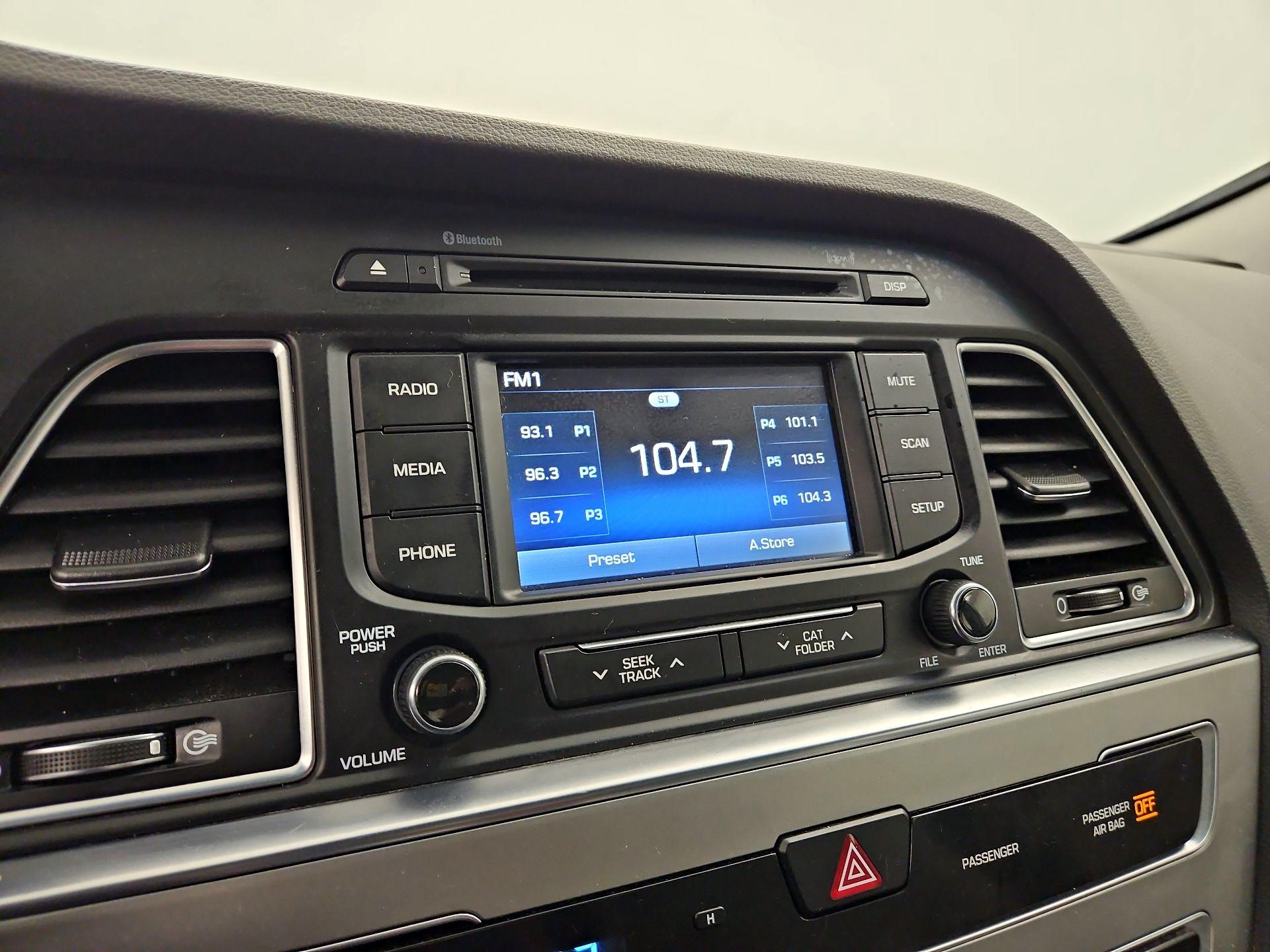 Thumbnail: 2015 Hyundai Sonata - 15