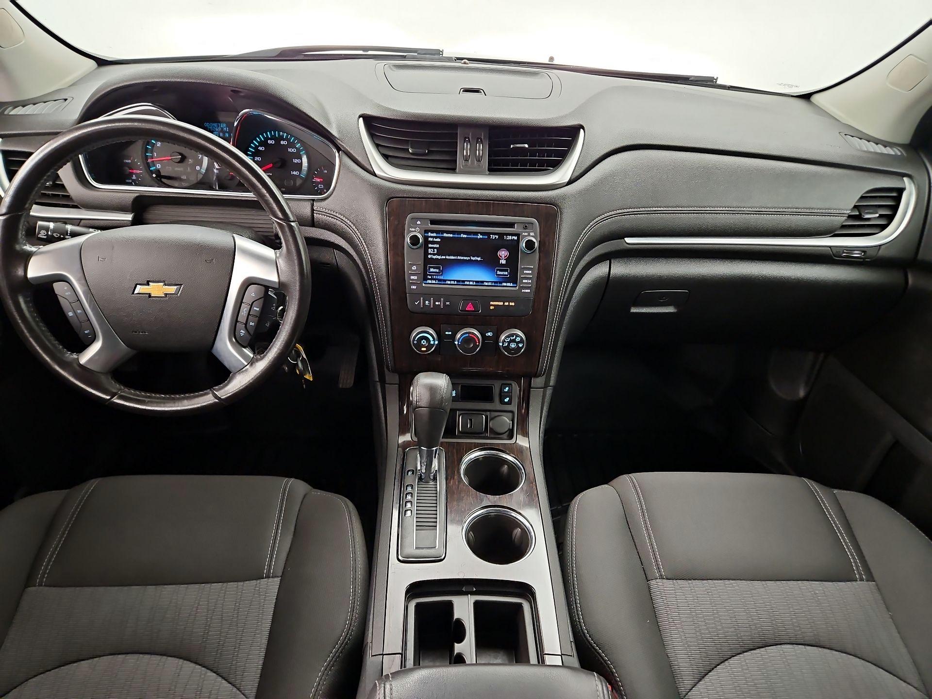 Thumbnail: 2017 Chevrolet Traverse - 9