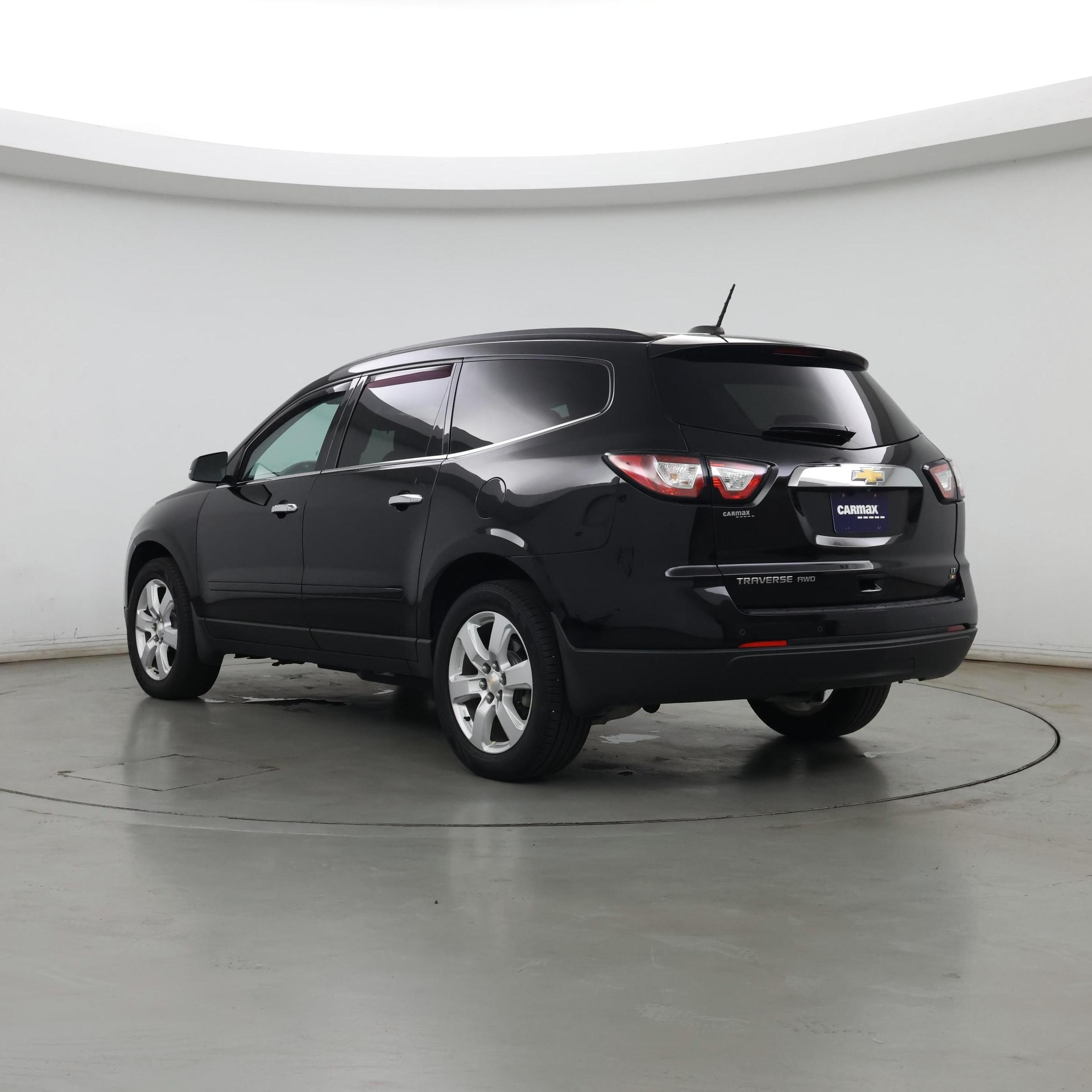 Thumbnail: 2017 Chevrolet Traverse - 2