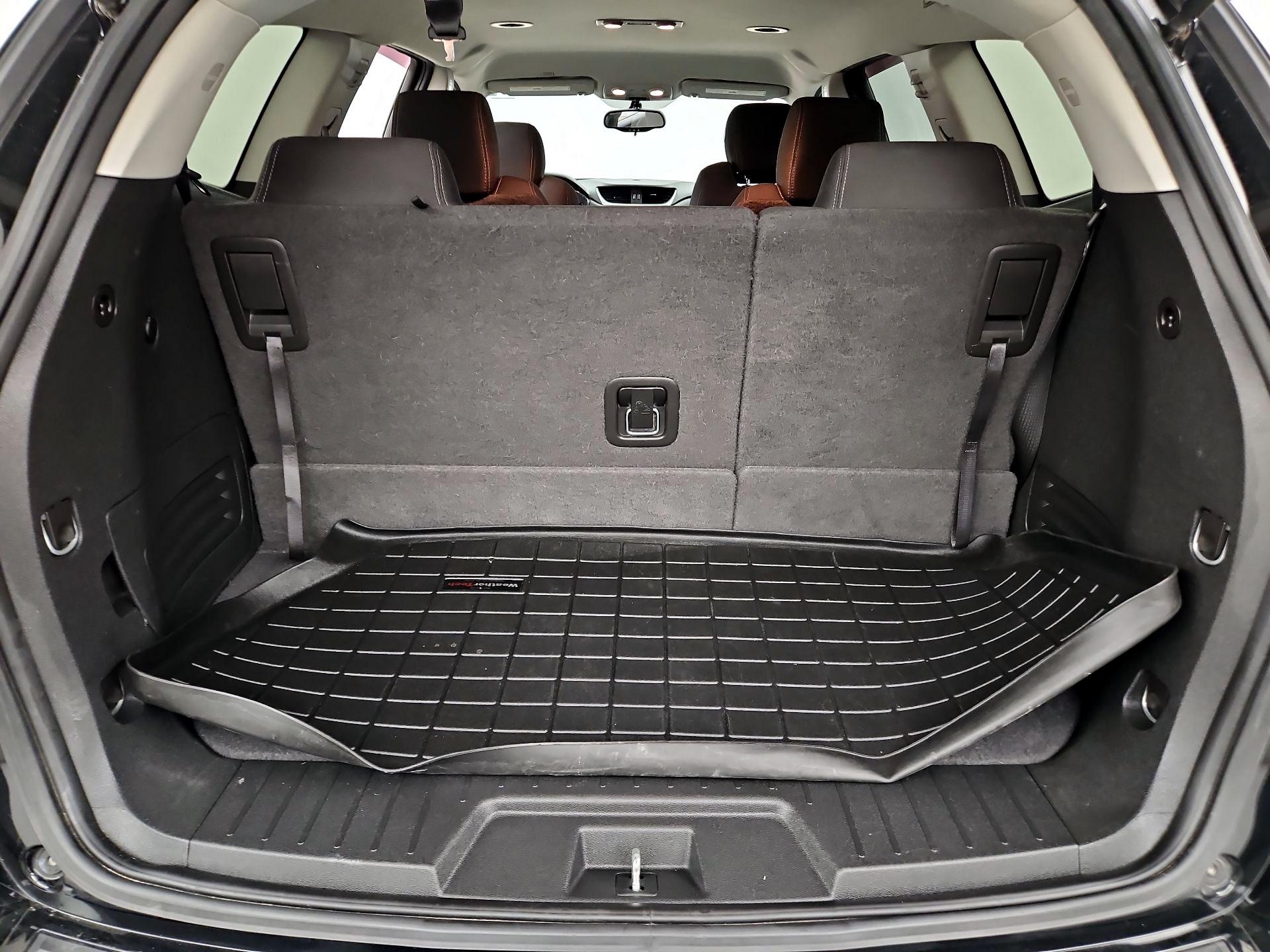 Thumbnail: 2017 Chevrolet Traverse - 20