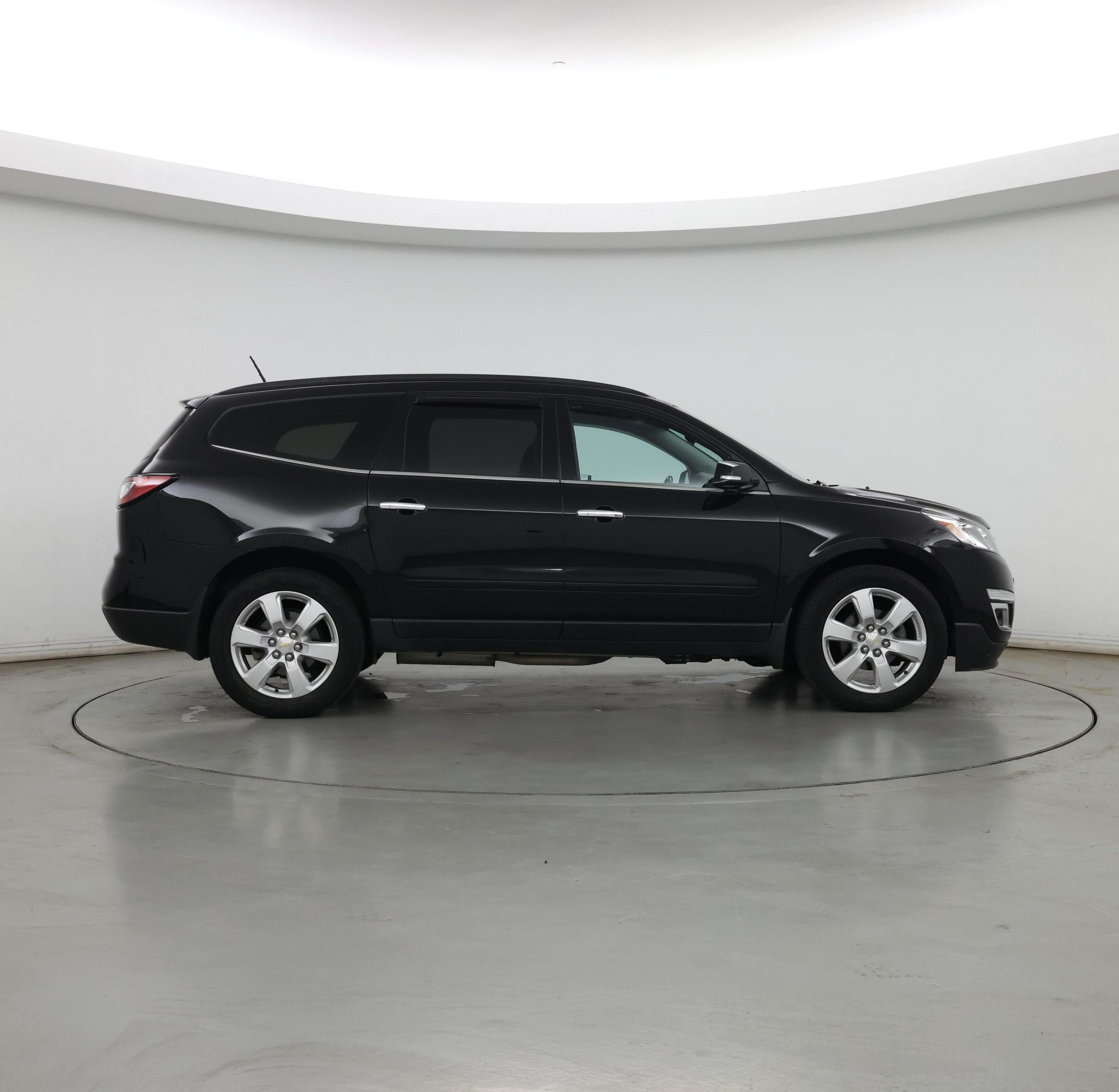 Thumbnail: 2017 Chevrolet Traverse - 7