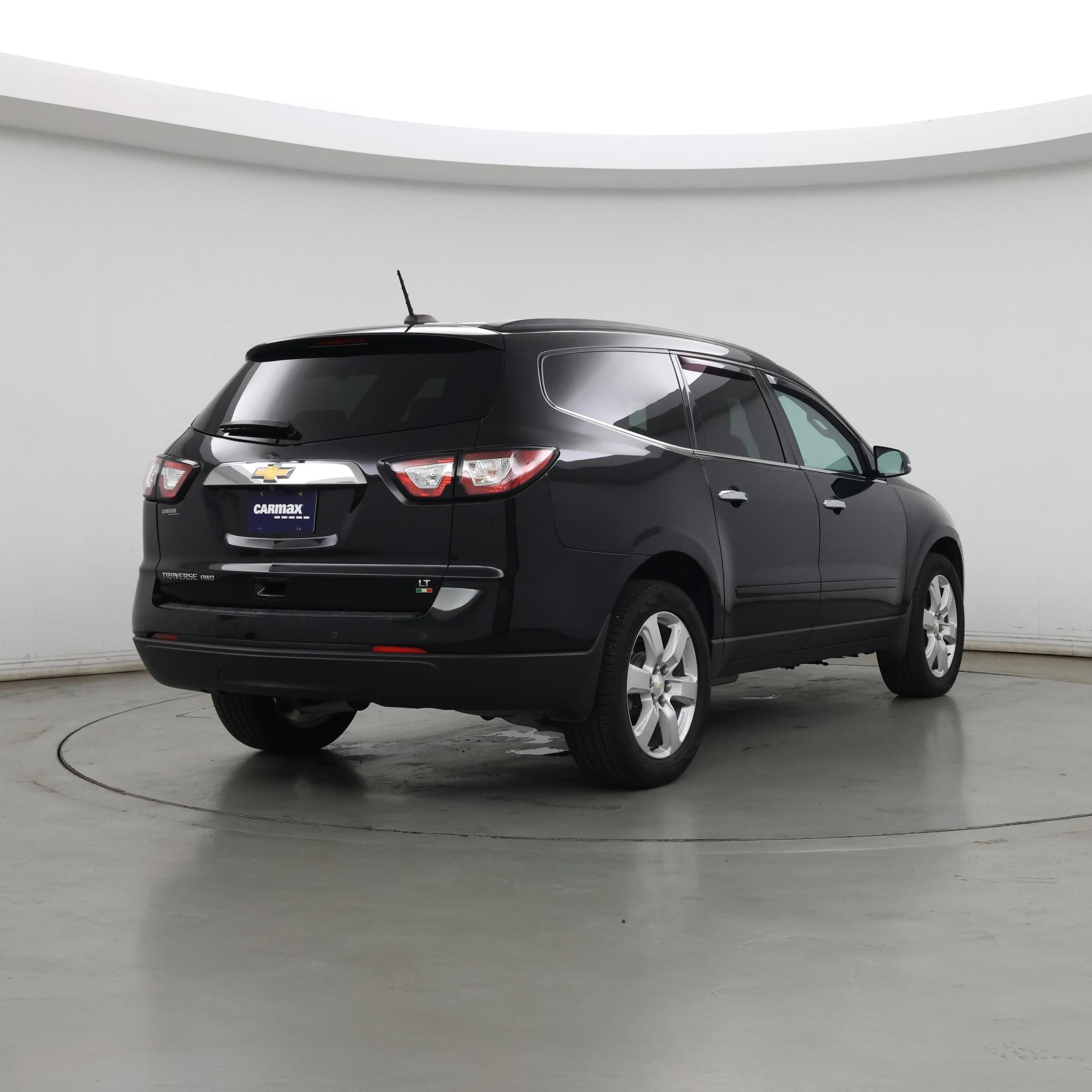 Thumbnail: 2017 Chevrolet Traverse - 8