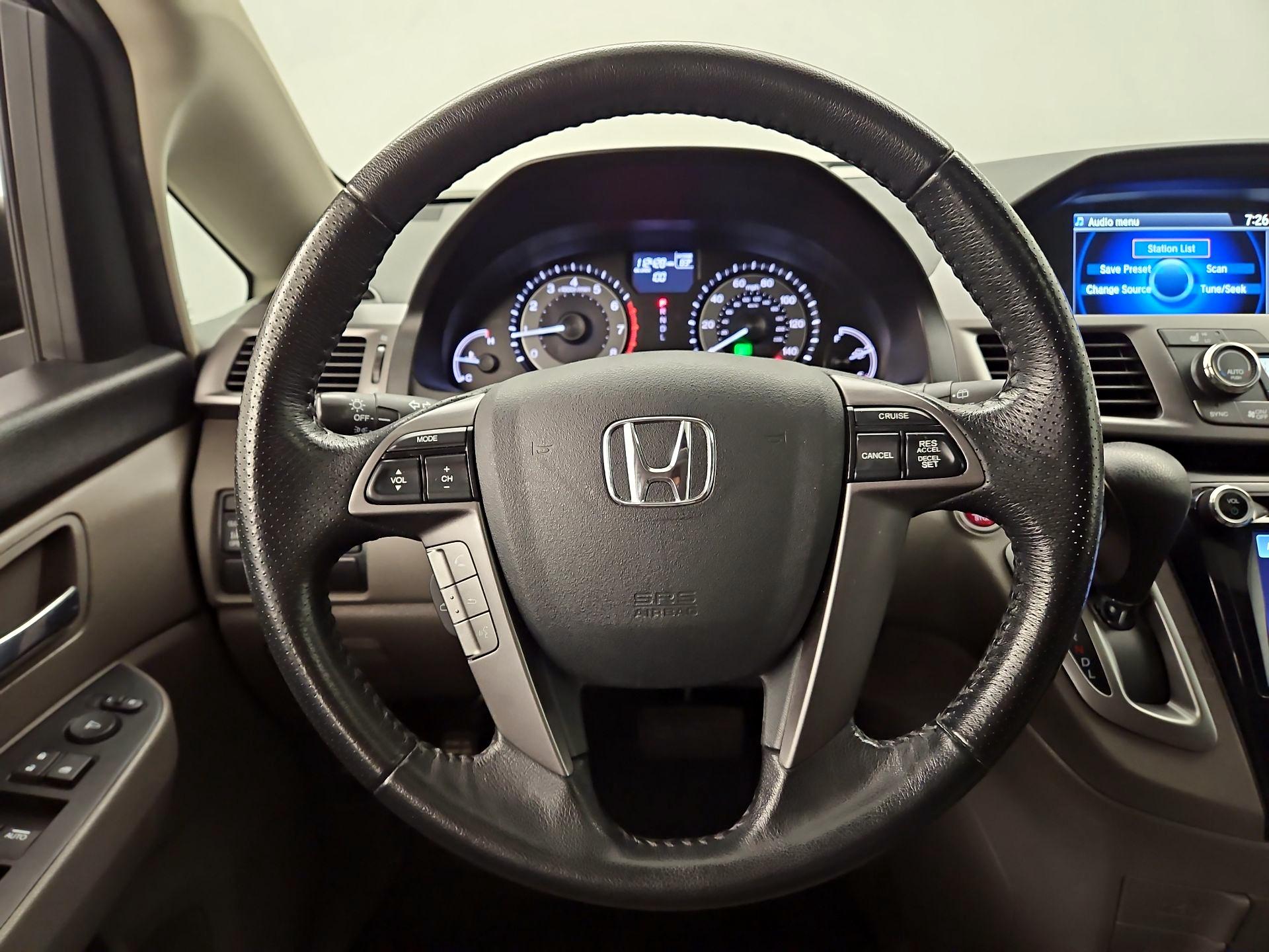 Thumbnail: 2014 Honda Odyssey - 10