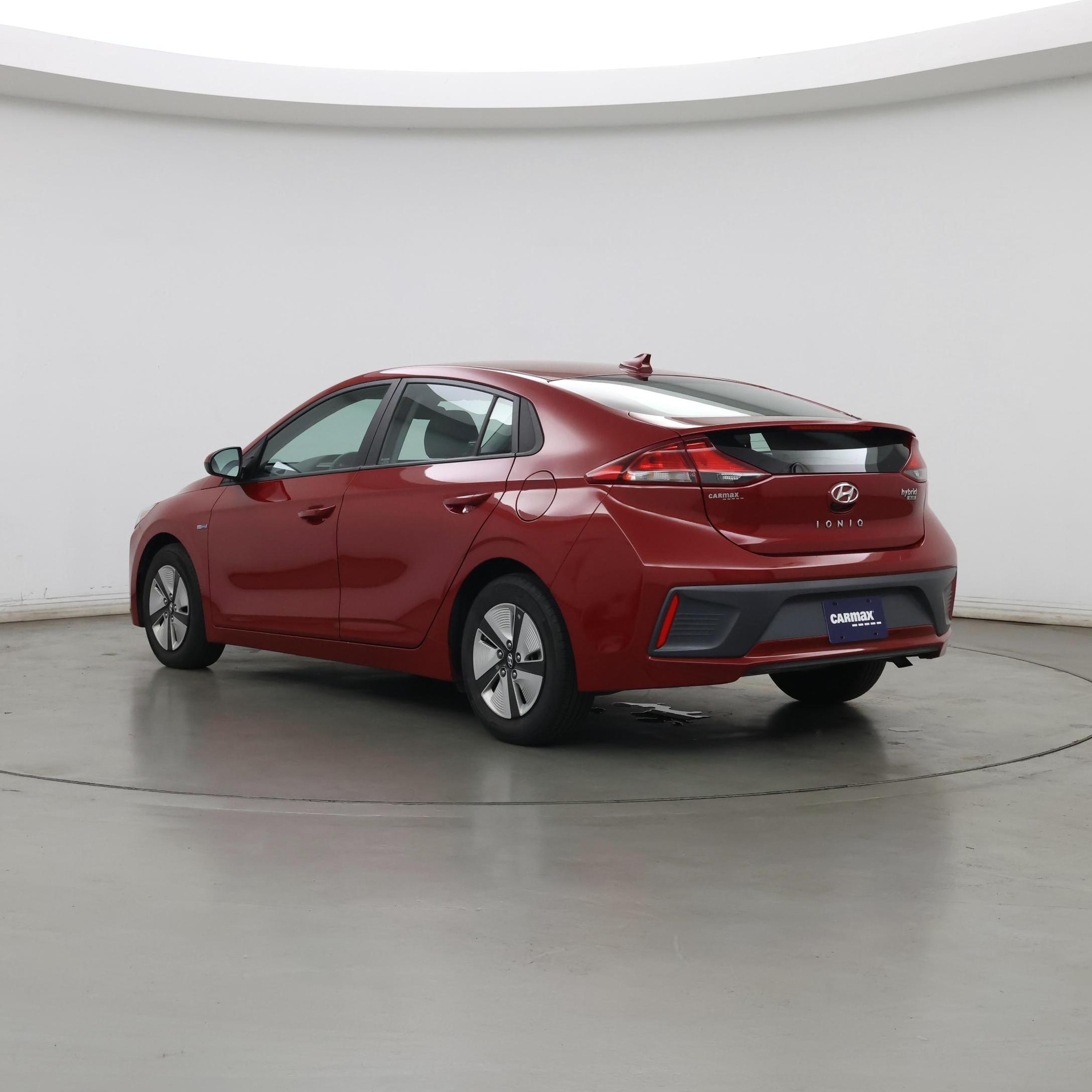 Thumbnail: 2020 Hyundai Ioniq - 2